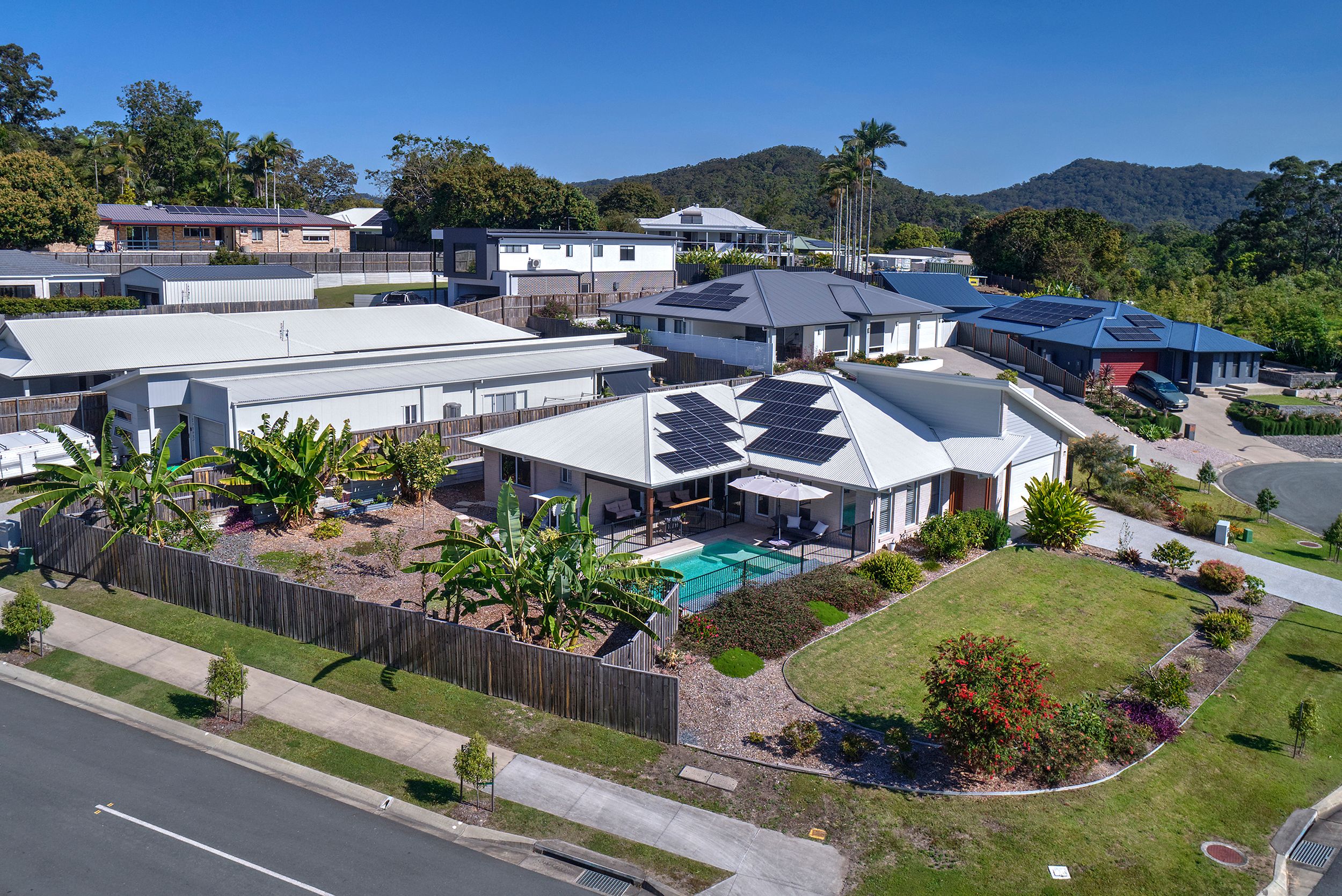 13 Sunshine Grove Place — photo 16 of 18