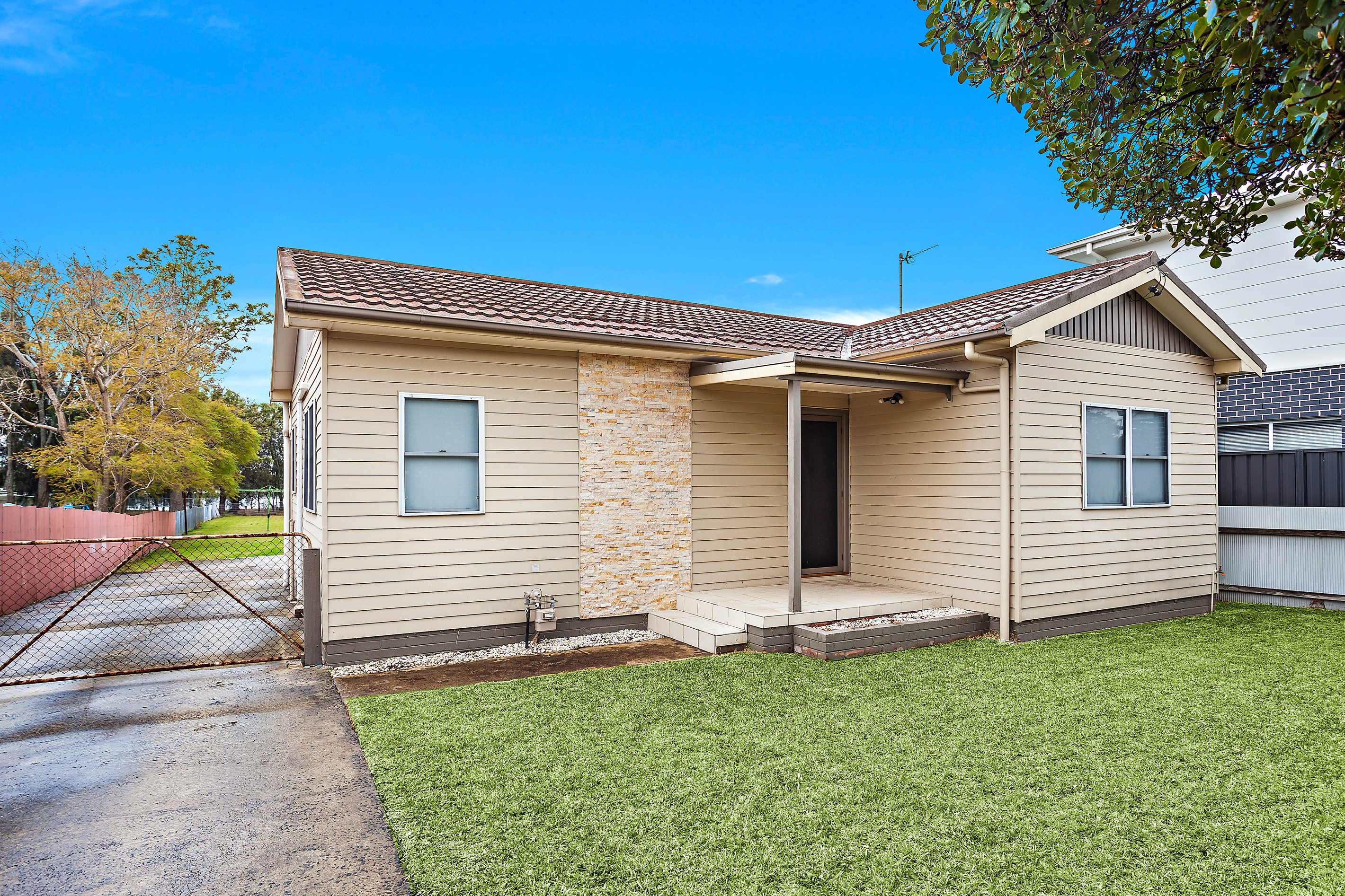 43 Koona Street, Albion Park Rail, NSW 2527