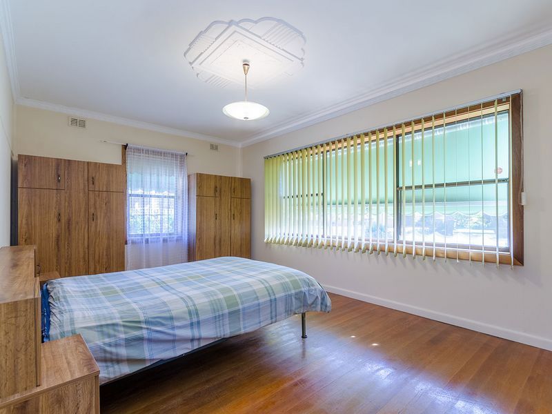 31 Holden Avenue, Woodville West, SA 5011