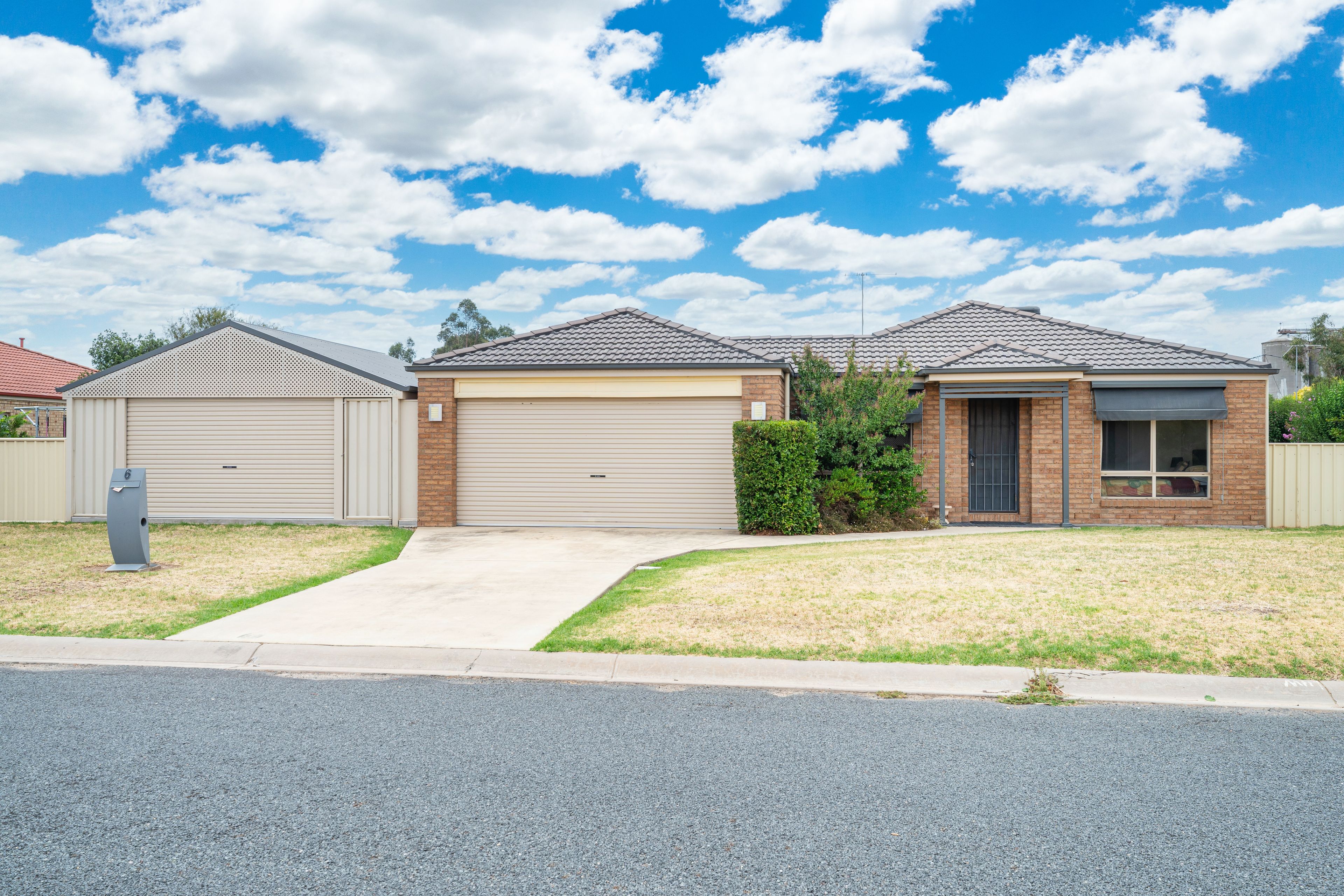 6 Lions Place, Culcairn NSW 2660
