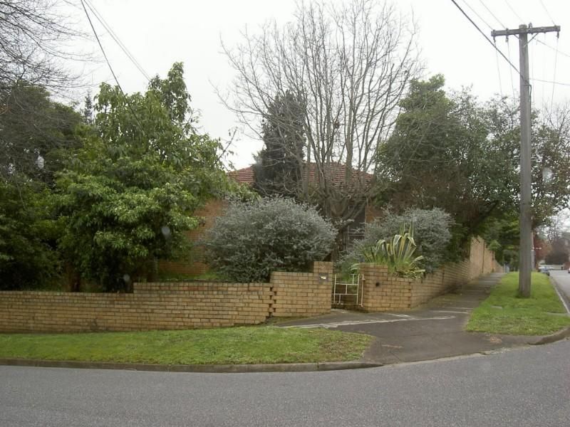 2 Rotherwood Drive, Malvern East VIC 3145