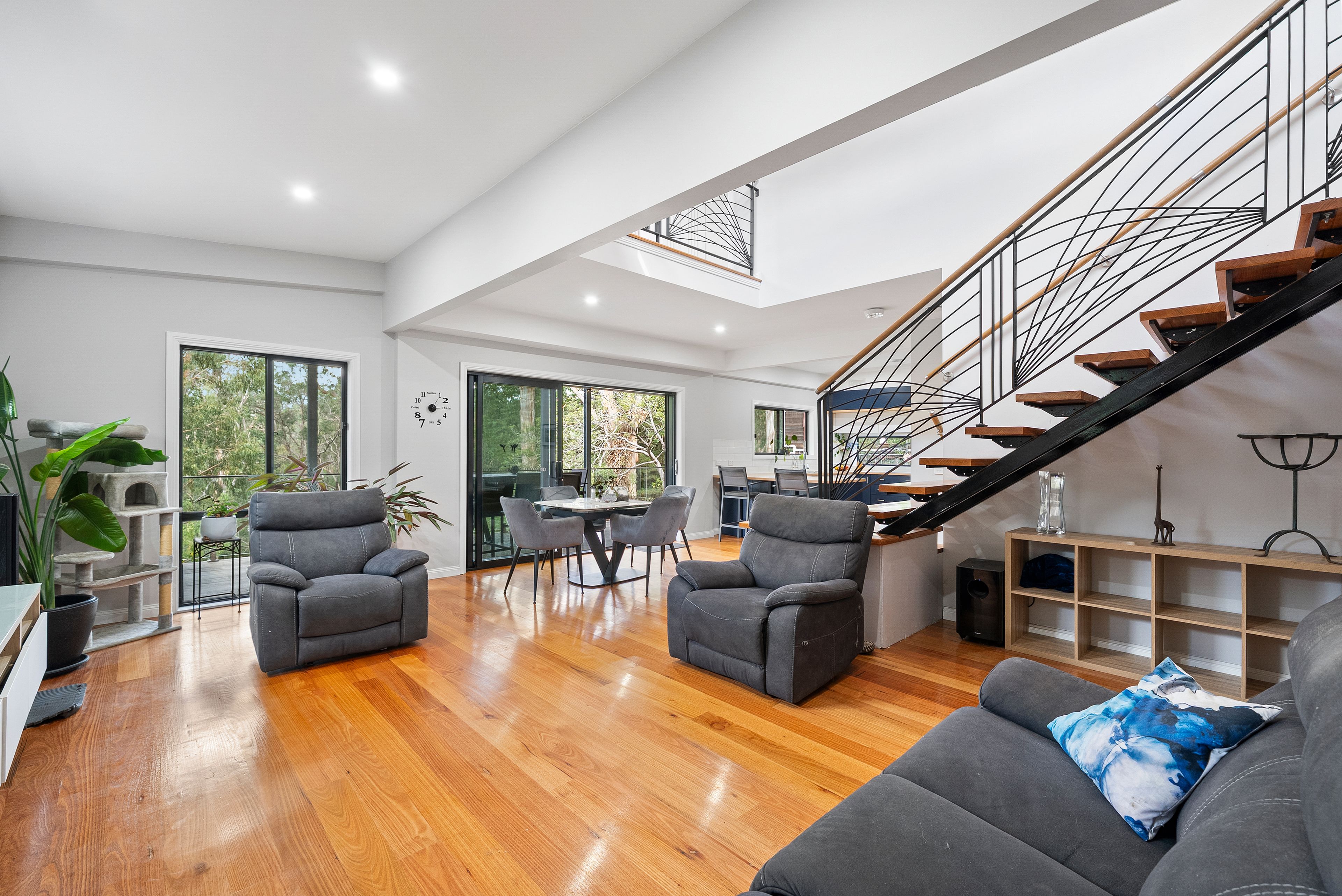 50 Thompson Road, Upwey, VIC 3158