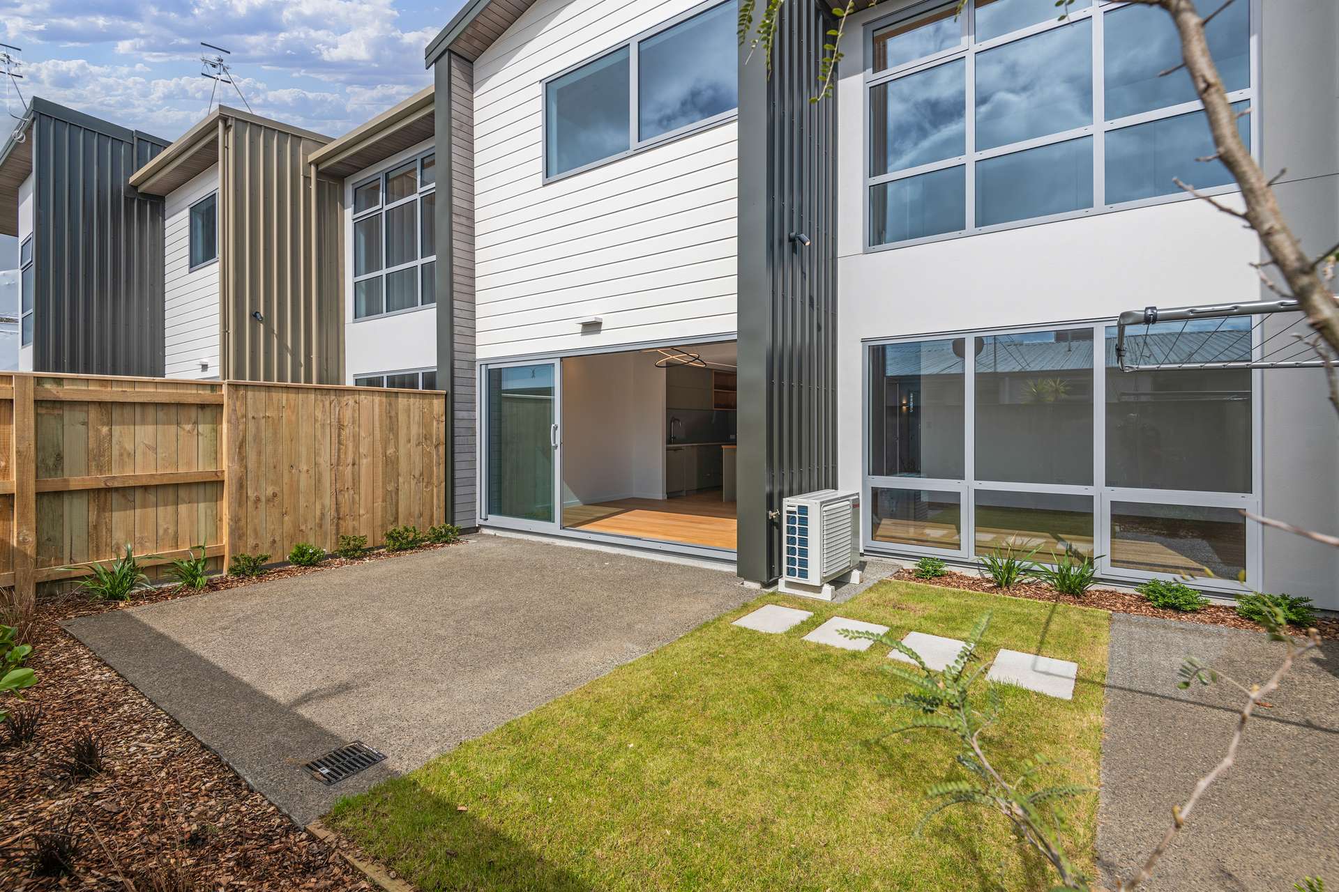 33 Balrickard Way photo 13