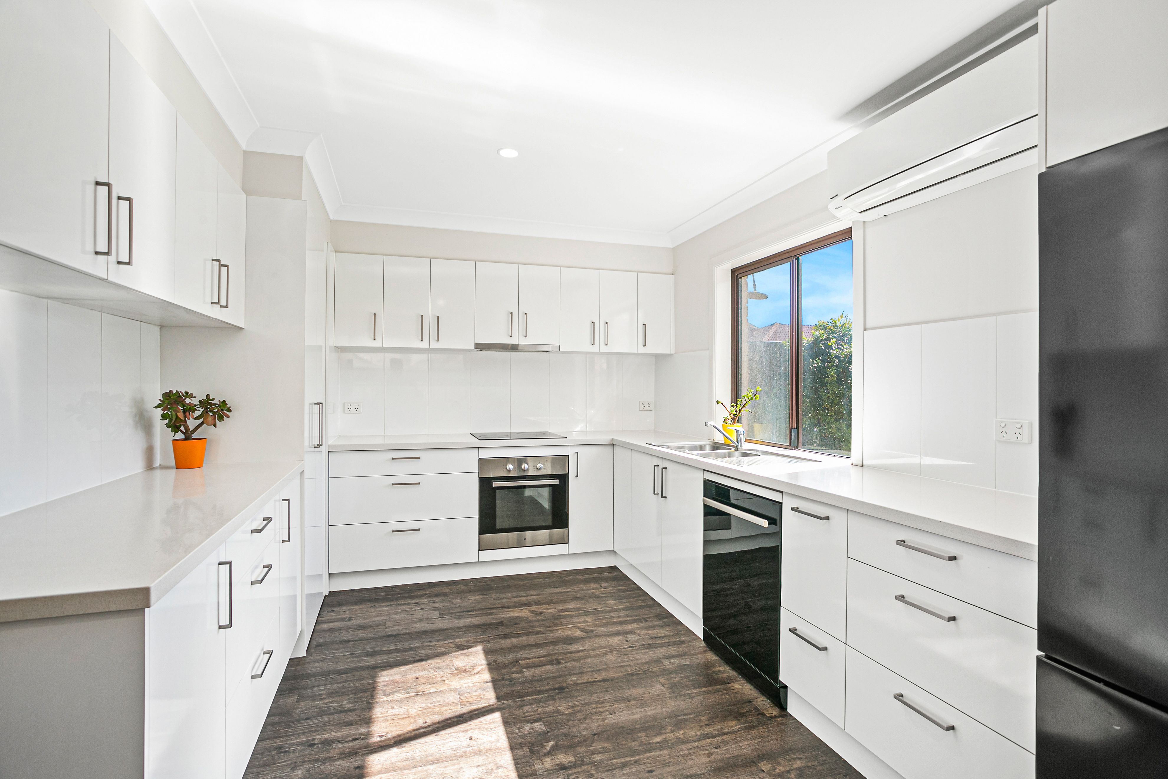 18 Boundary Road, Windang, NSW 2528