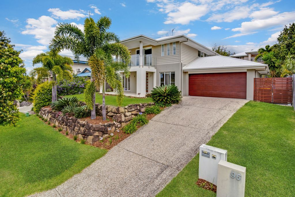 96 Observatory Drive, Reedy Creek, QLD 4227