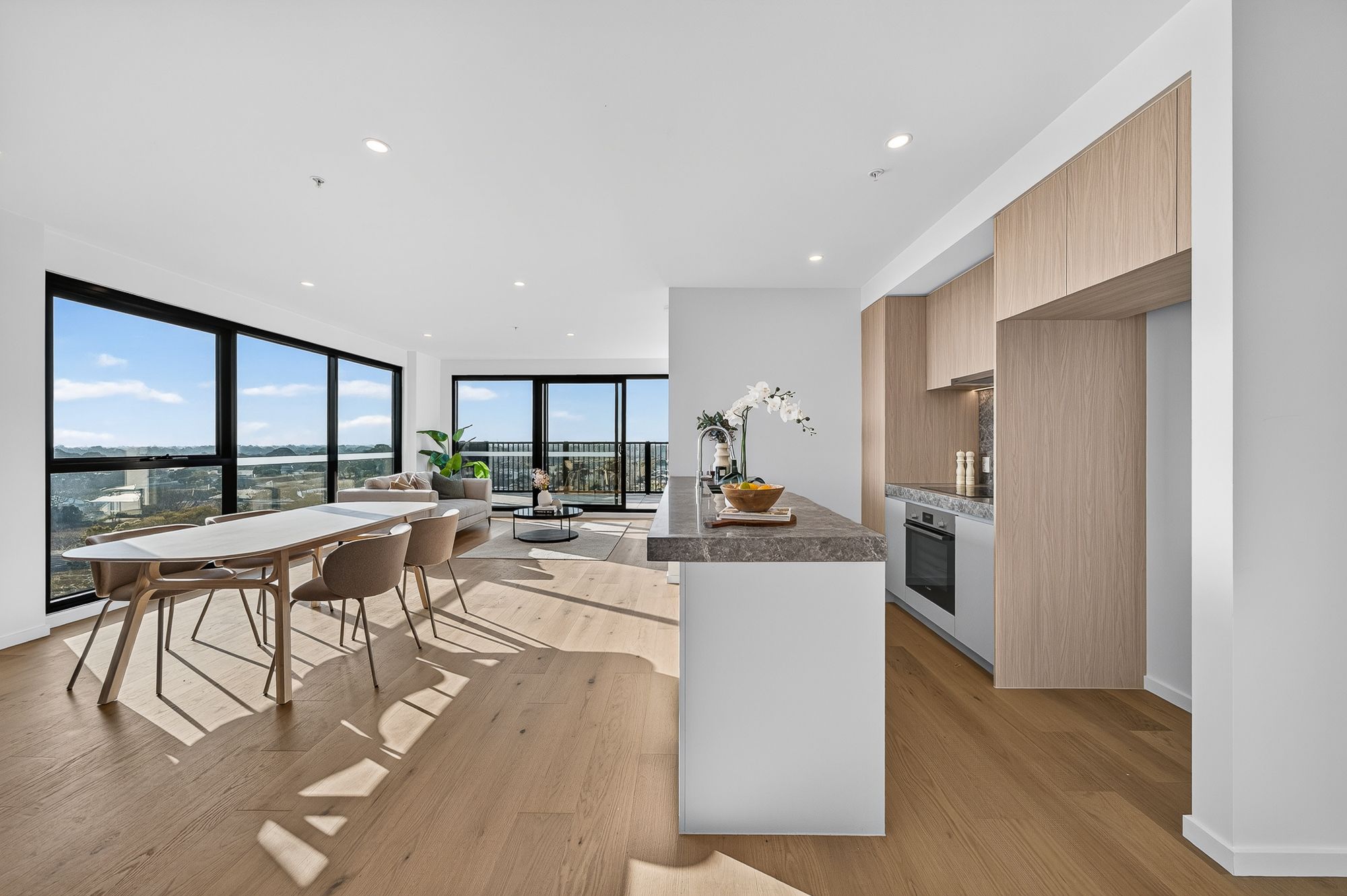 504/248 Bay Road — photo 3 of 12