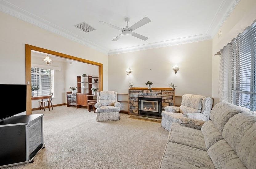 11 Clifton Street, Aberfeldie, VIC 3040