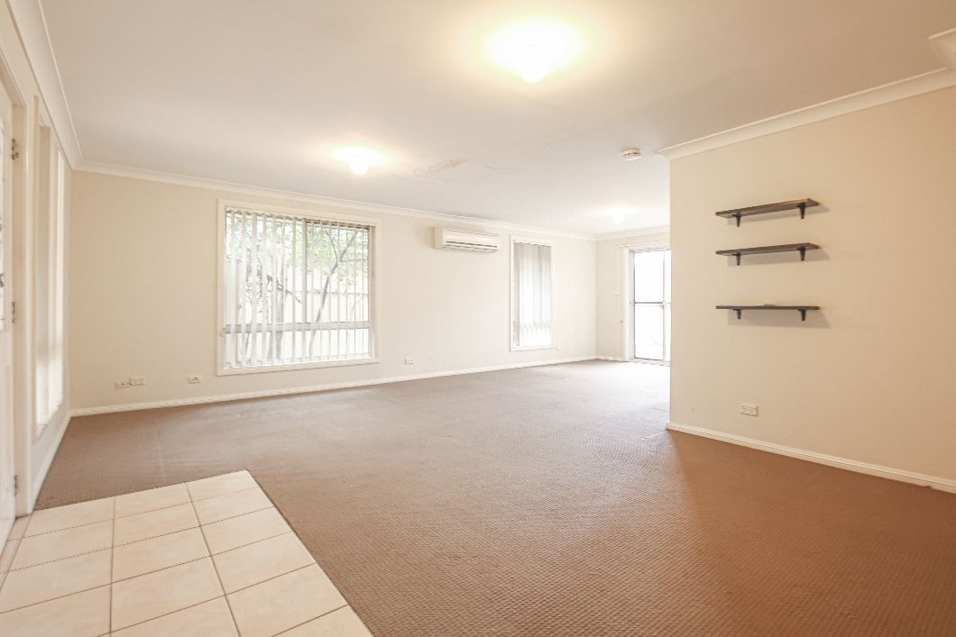 2/40 Bringelly Road, Kingswood, NSW 2747