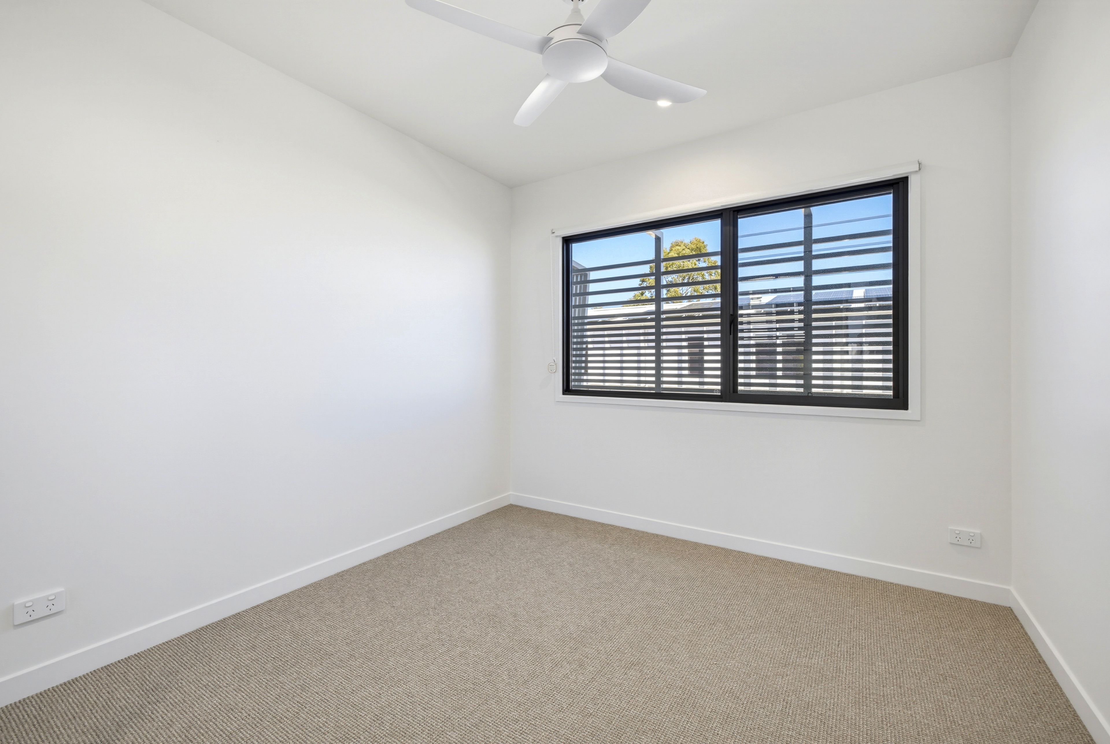 17/51 Brightwater Boulevard — photo 8 of 14