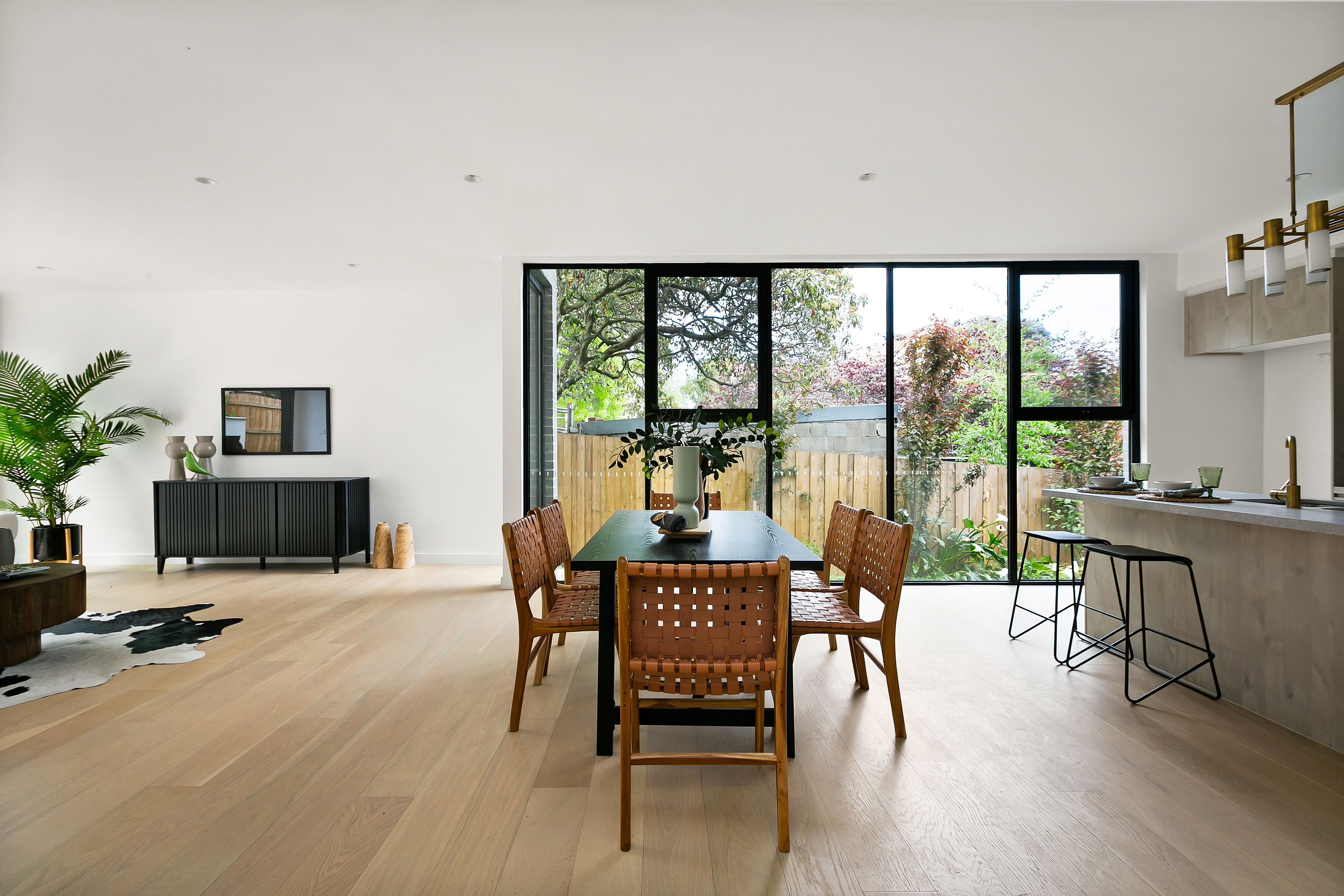 4/3 Mervyn Crescent, Ivanhoe, VIC 3079