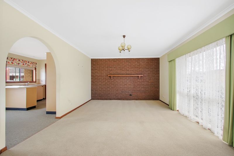 2/524 Danes Street, Lavington, NSW 2641