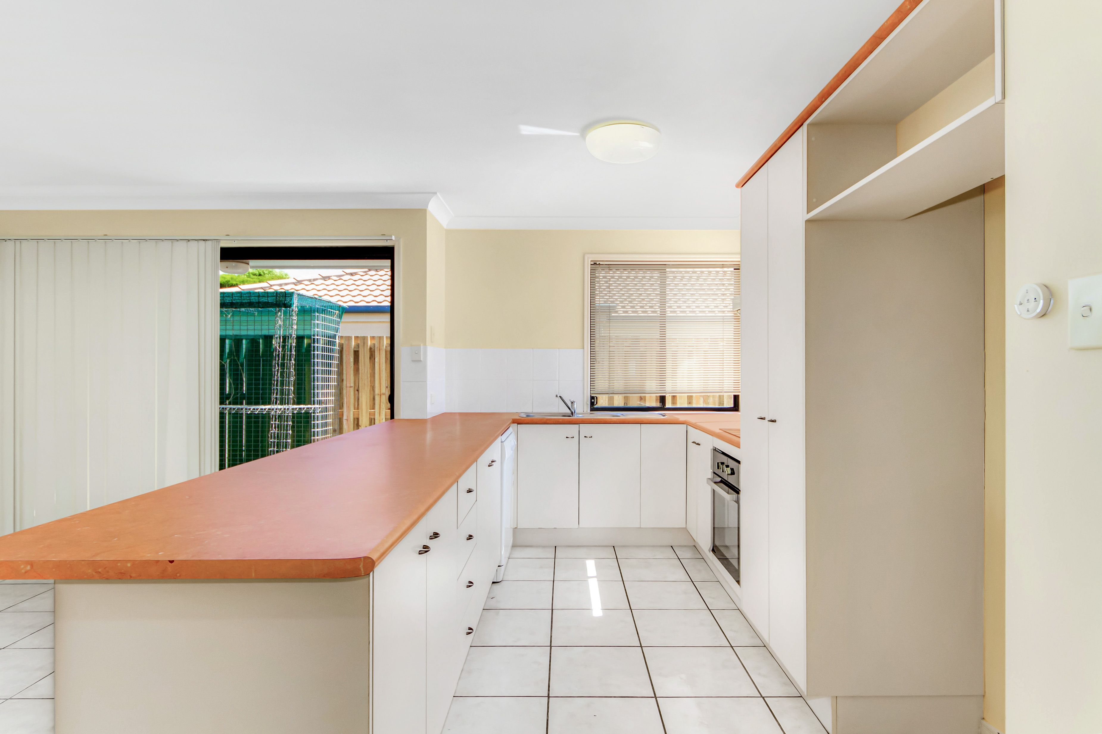 30/1-5 Studio Drive, Pacific Pines, QLD 4211