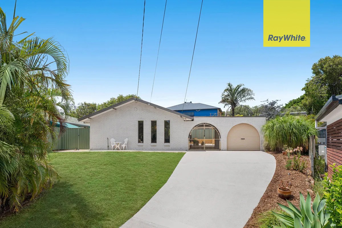 11 Penguin Street, Wellington Point, QLD 4160