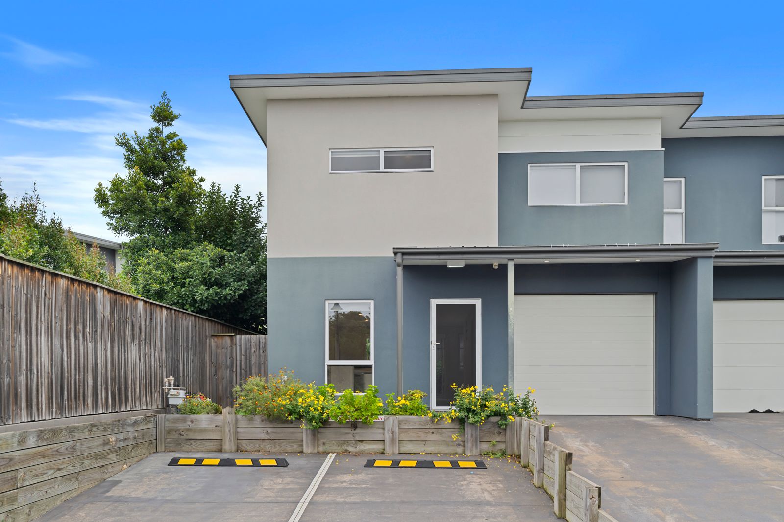 52A Atlantic Boulevarde, Glenfield NSW 2167