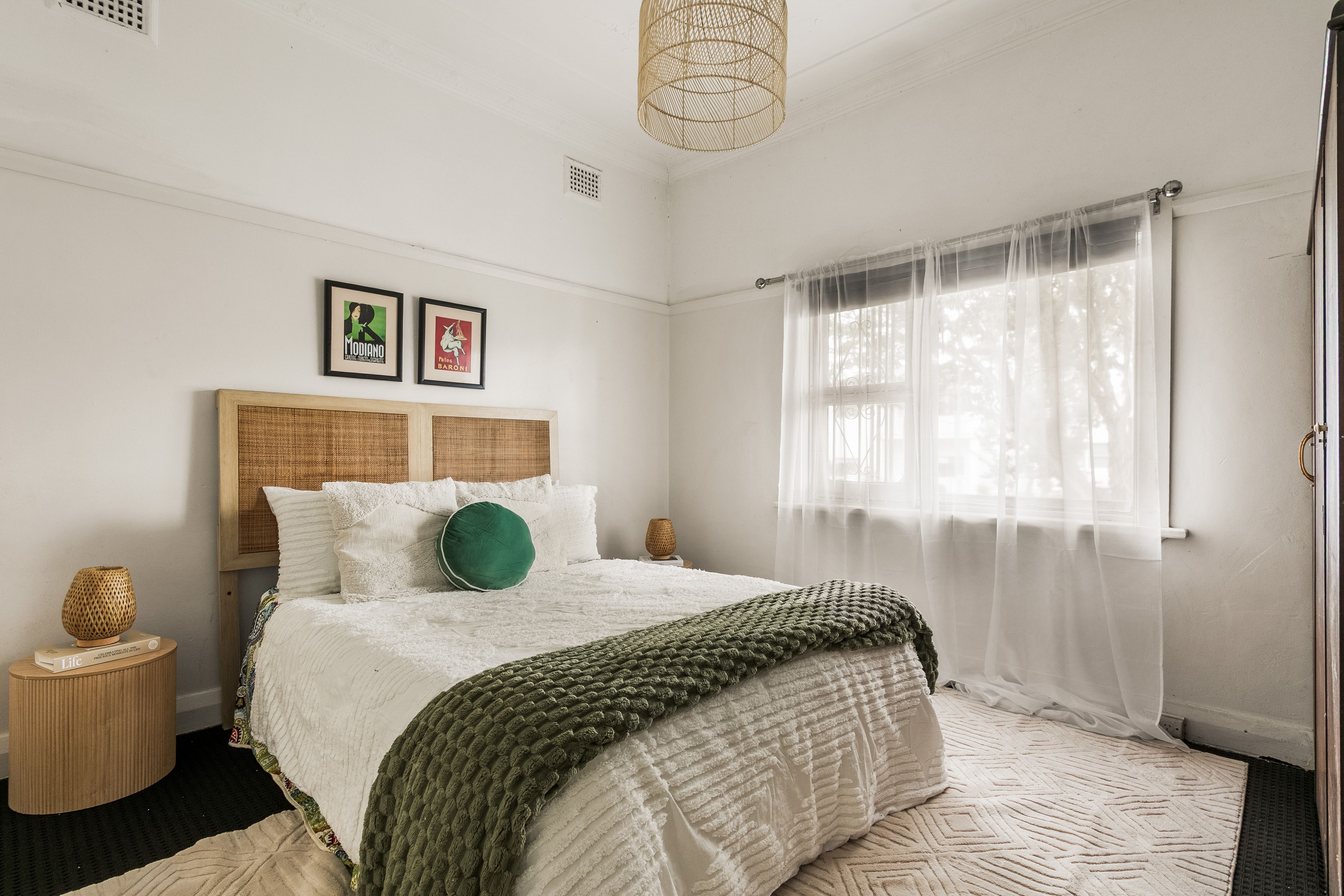 35 Apsley Avenue — photo 7 of 12