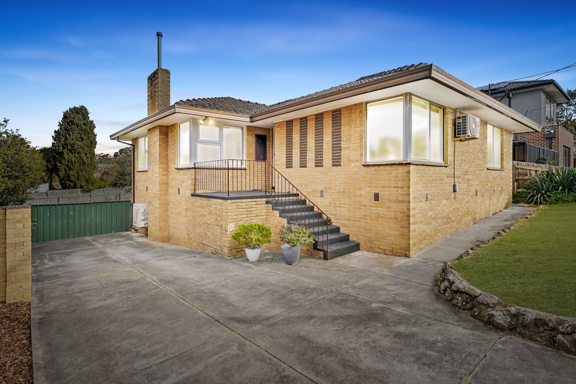 4 Saniky Street — photo from Ray White Judd White Group - Glen Waverley
