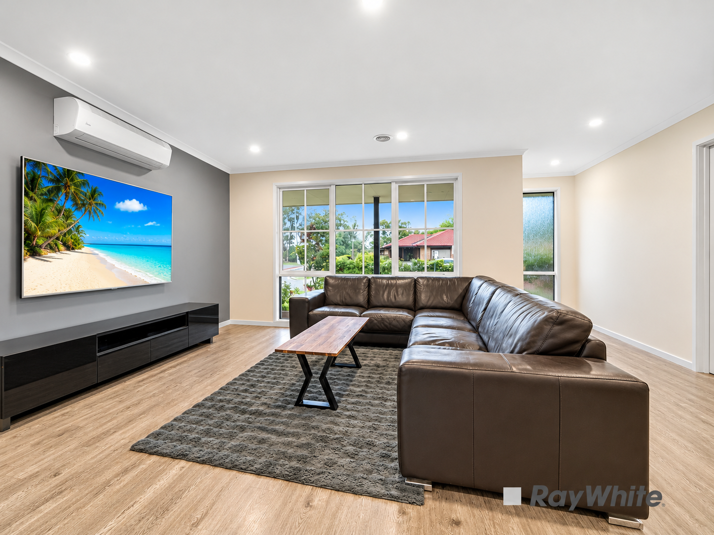 26 Benambra Way — photo 3 of 23