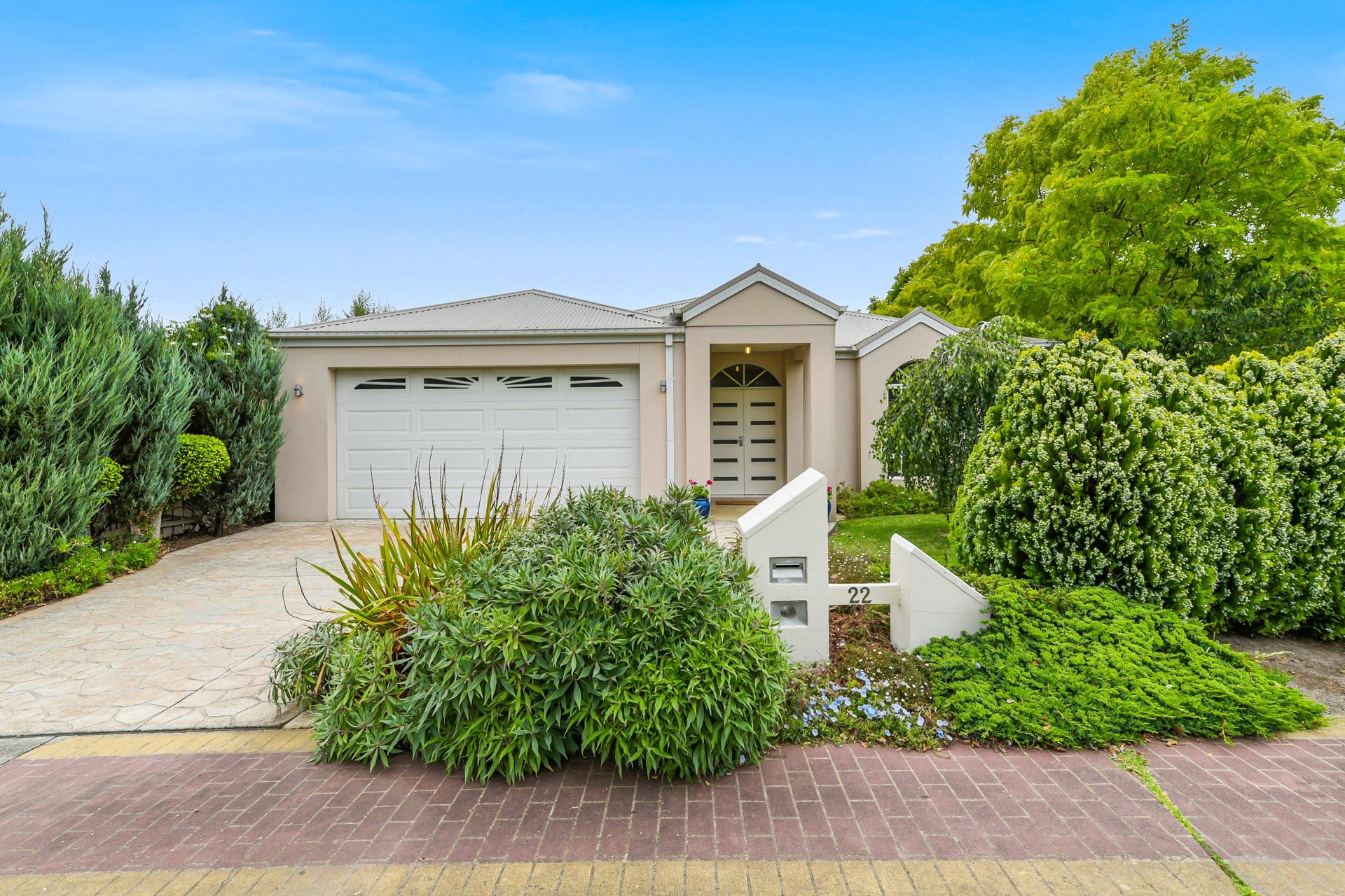 22 Grant Close, Berwick VIC 3806