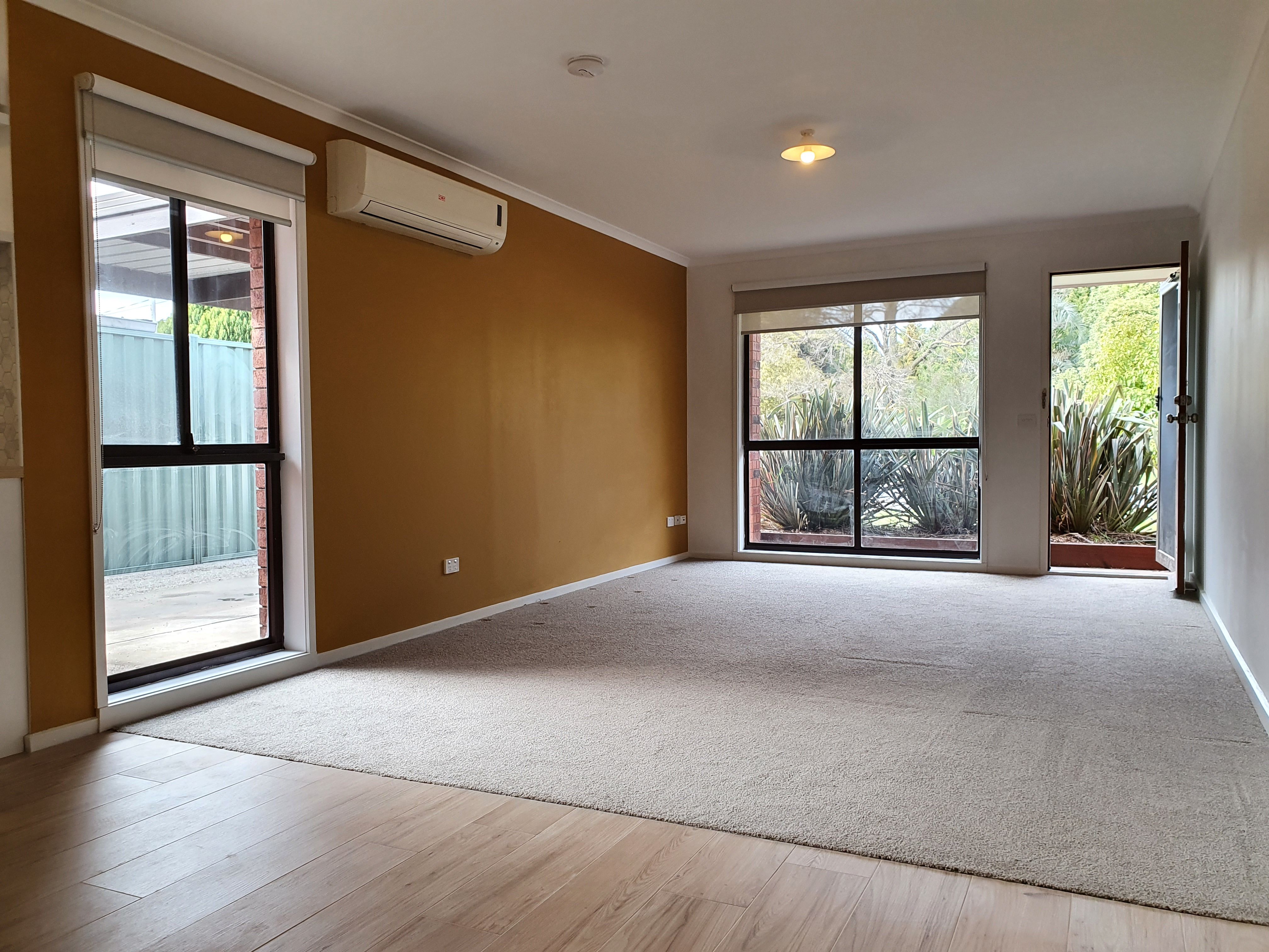 2/56 Russell Street, Werribee, VIC 3030