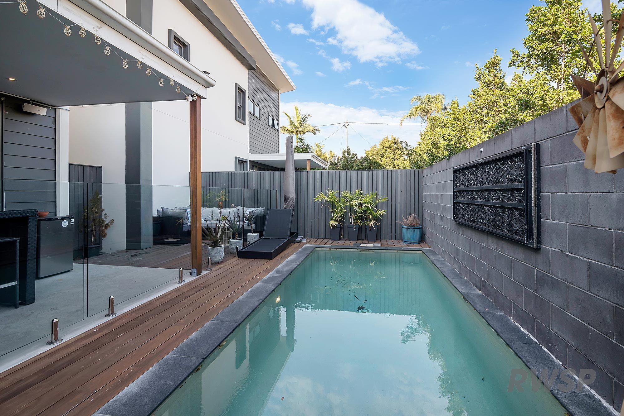 2/1 Fairway Avenue, Southport, QLD 4215