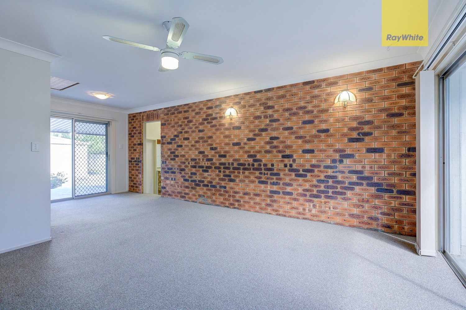 9 Raelene Terrace, Springwood, QLD 4127