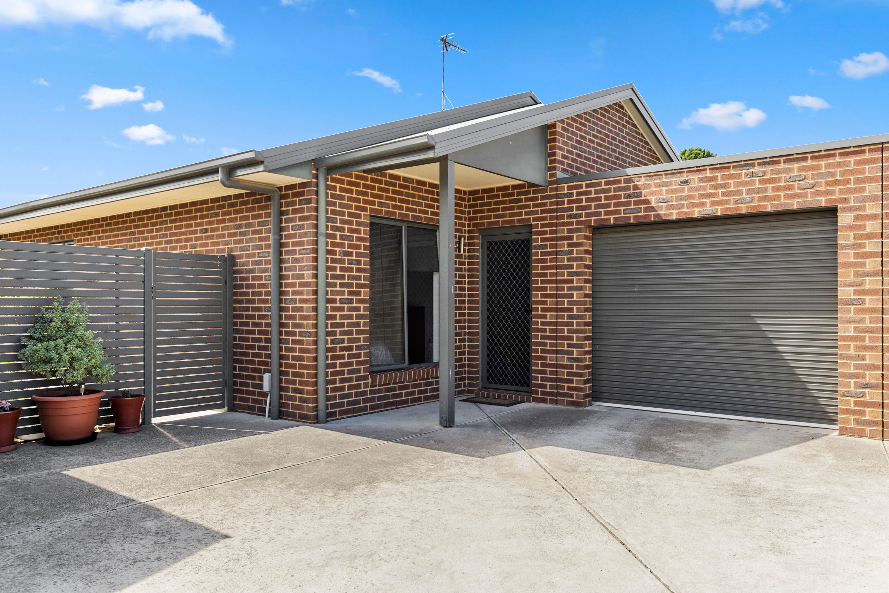 8 President Street, Seymour VIC 3660