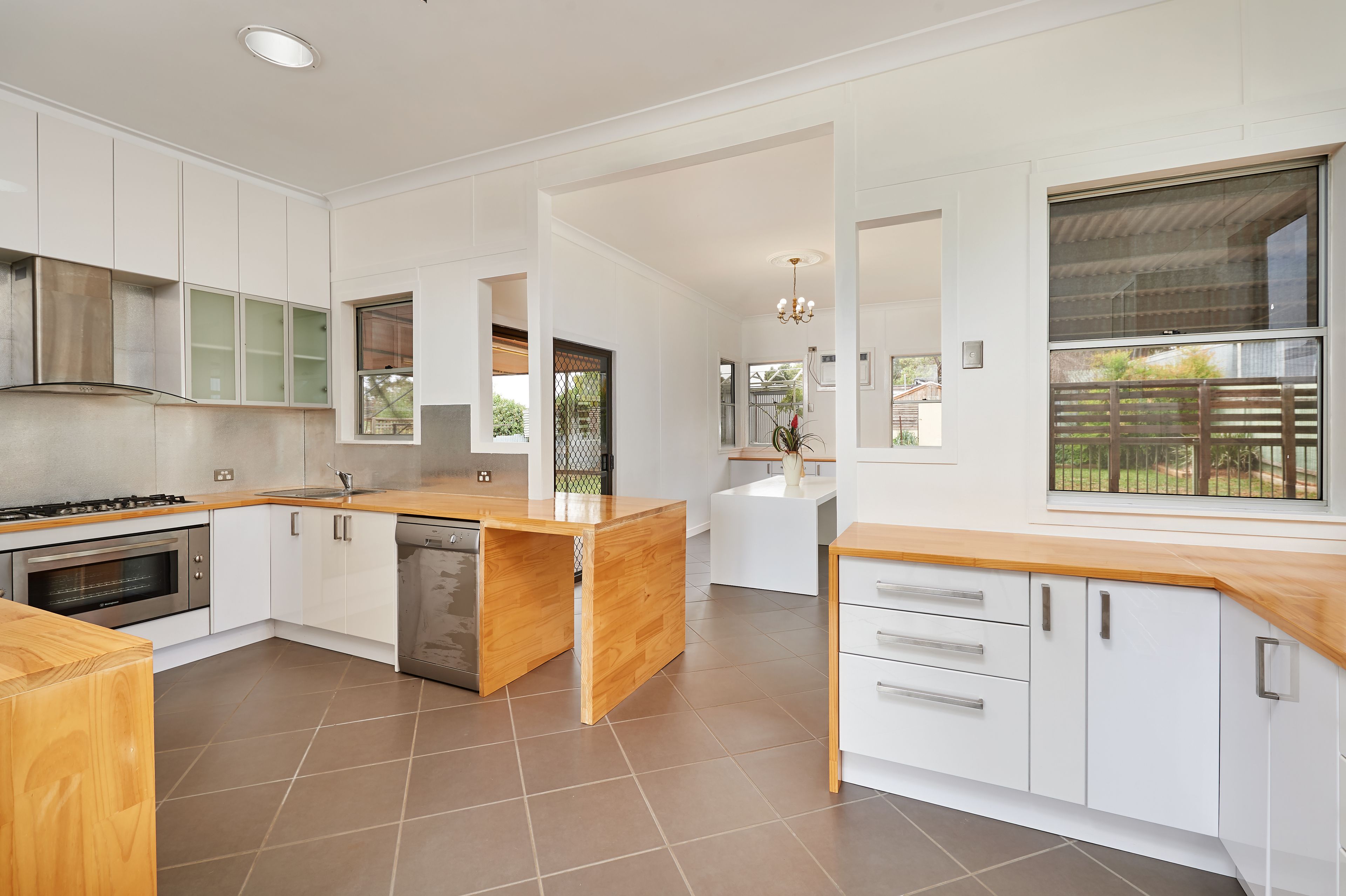 12 Cedric Street, Junee, NSW 2663