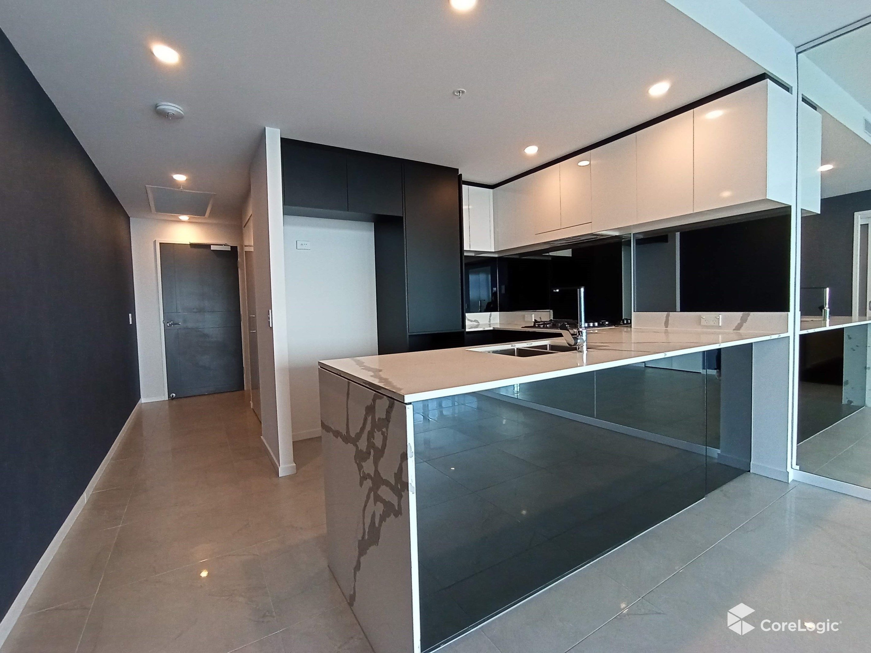 5105/5 Harbour Side Court, Biggera Waters, QLD 4216