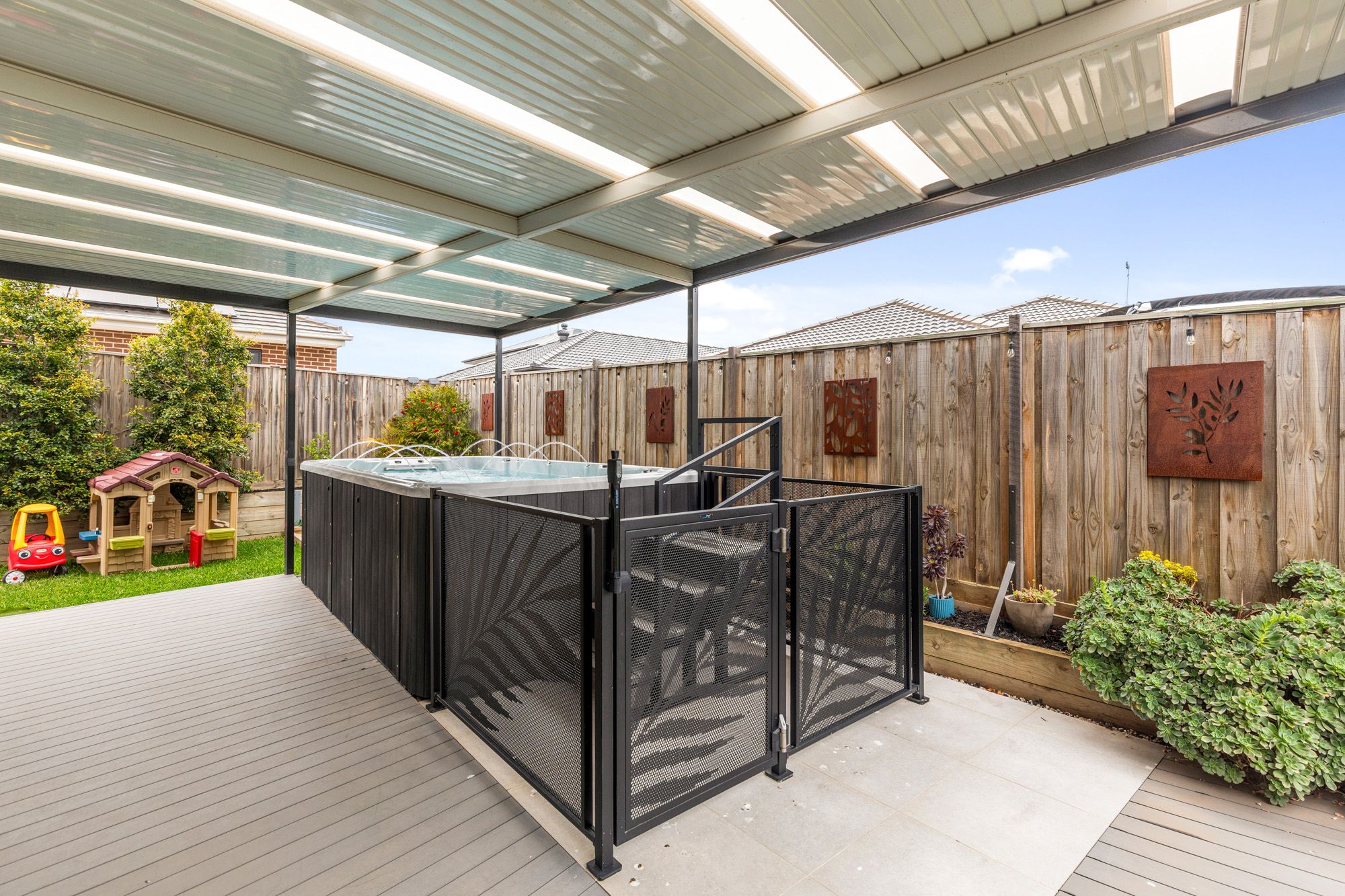 17 Gravid Street — photo 18 of 23