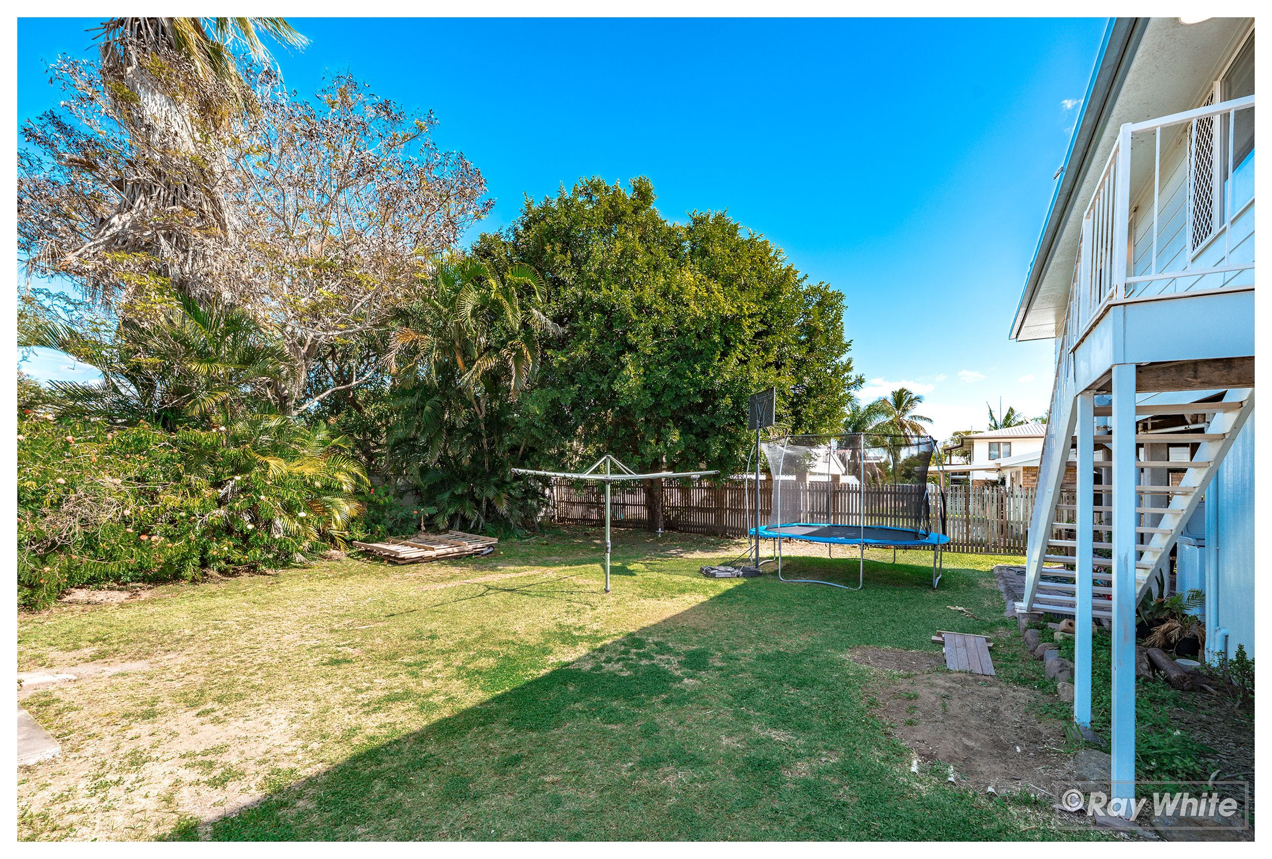 8 Halligan Crescent — photo 12 of 15