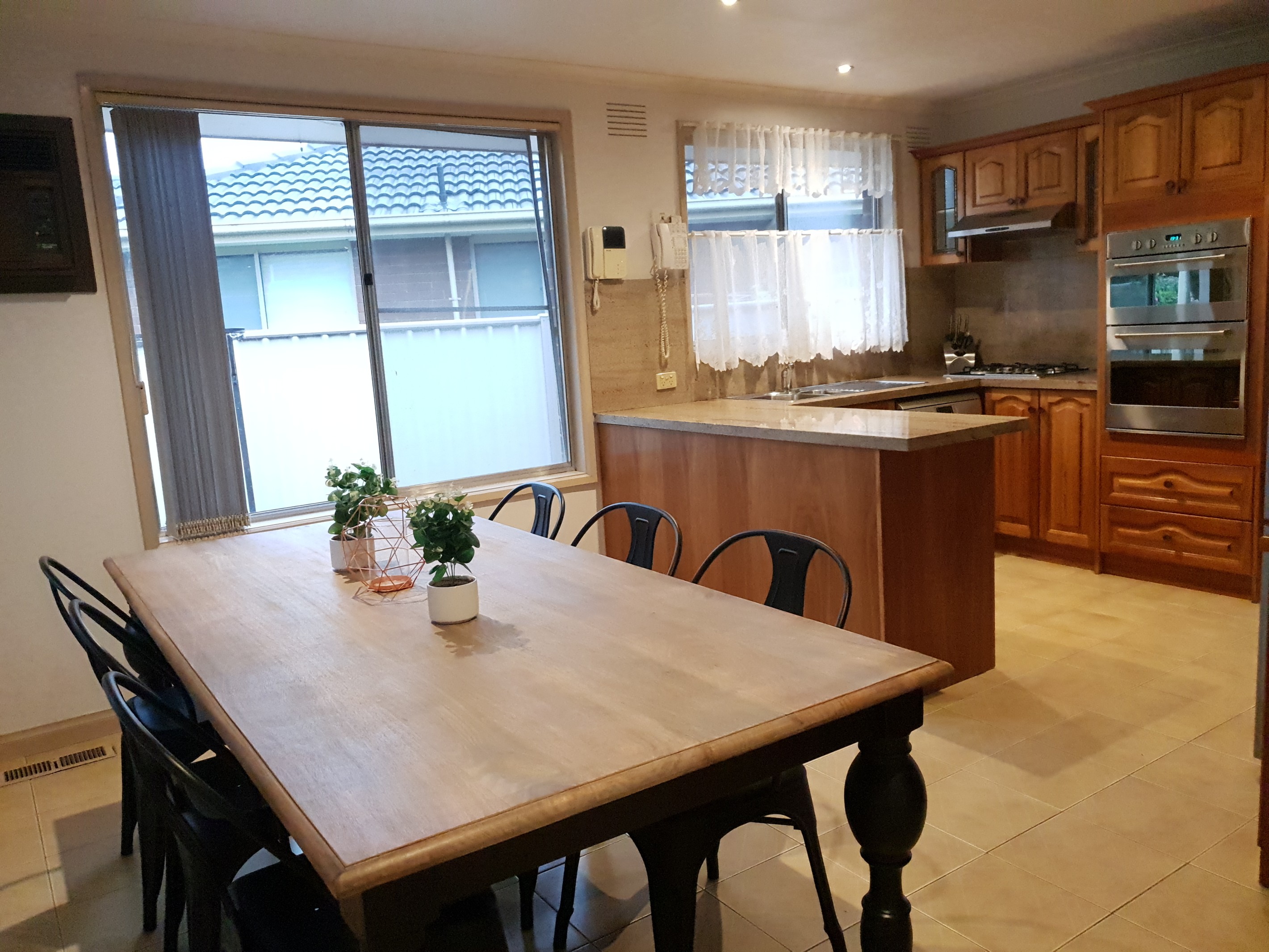 252 Carrick Drive, Gladstone Park, VIC 3043