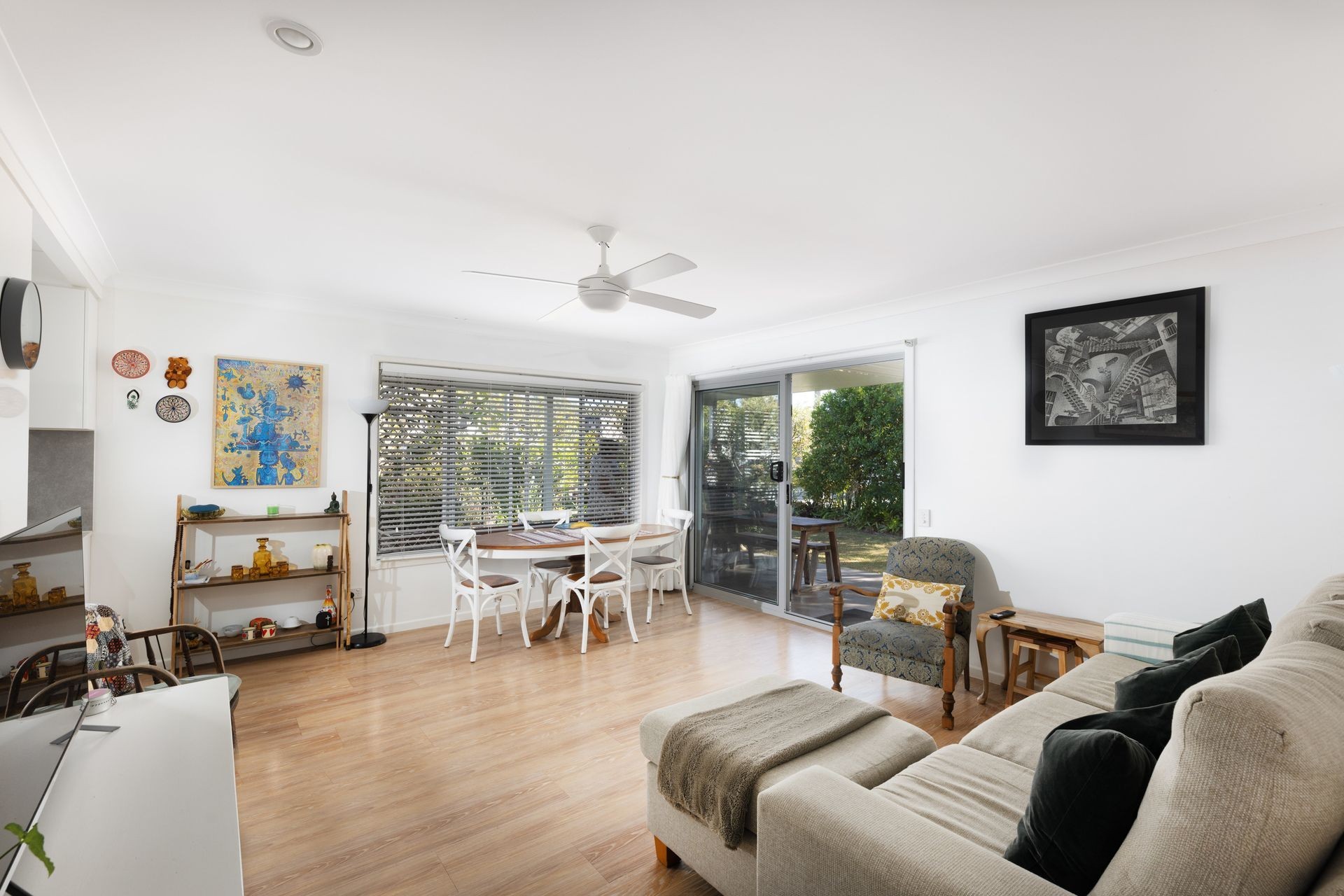 1/76 Tallebudgera Drive, Palm Beach, QLD 4221