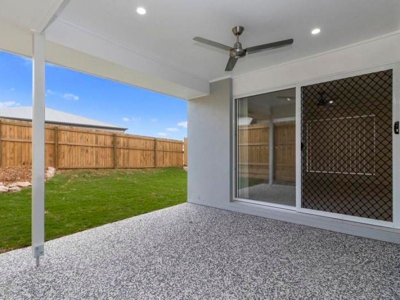 8 Scoria Street, Yarrabilba, QLD 4207