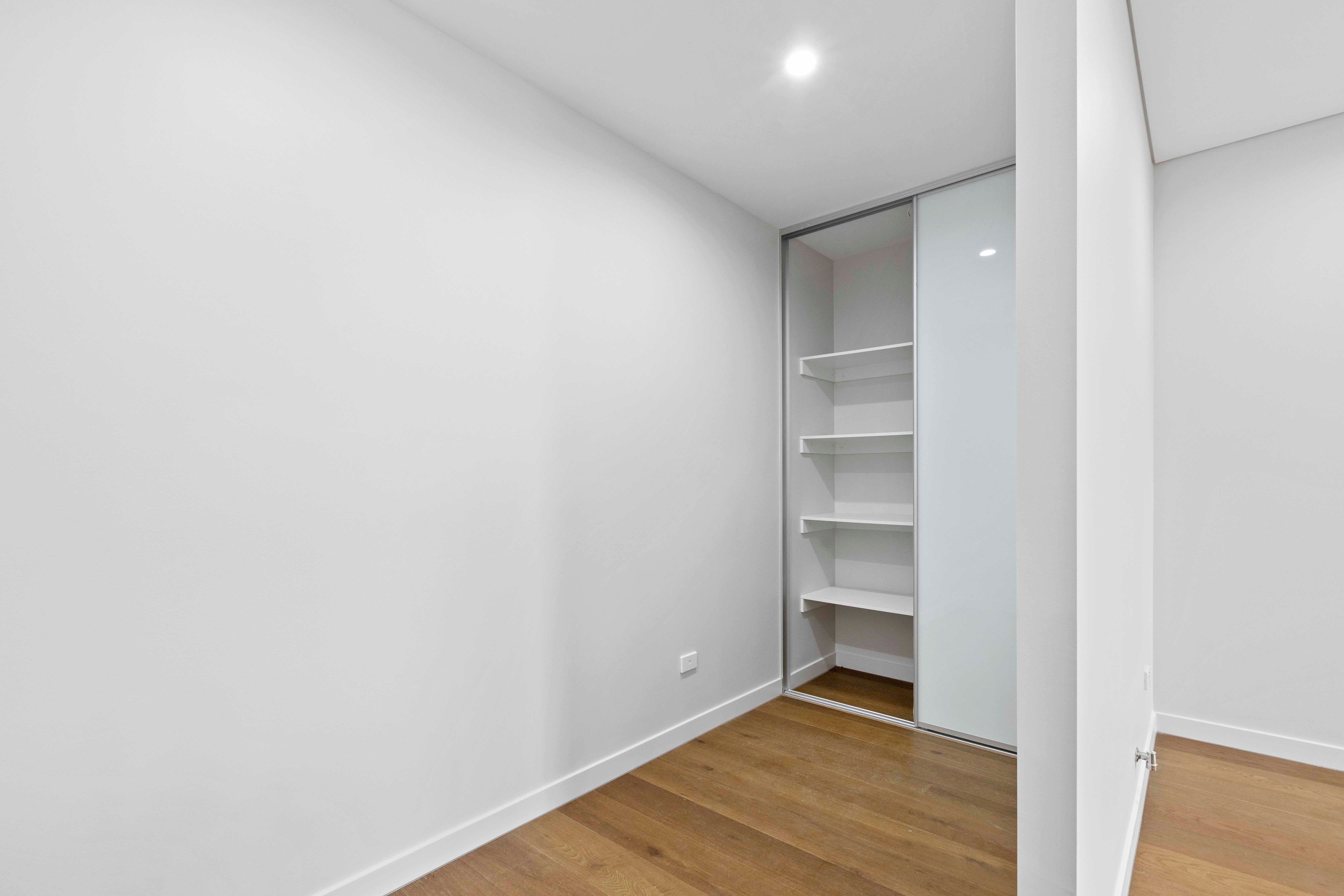 D101/76-94 Lakeside Parade, Jordan Springs, NSW