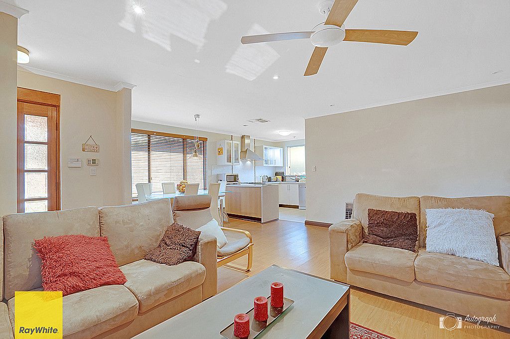 8 Gummow Way, Girrawheen, WA 6064