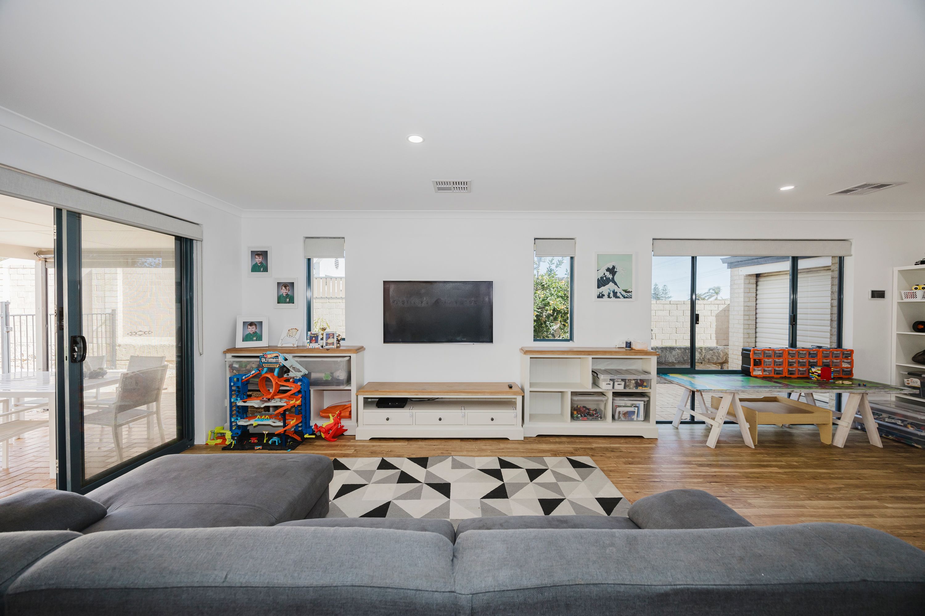 74 Quinns Road — photo 10 of 30