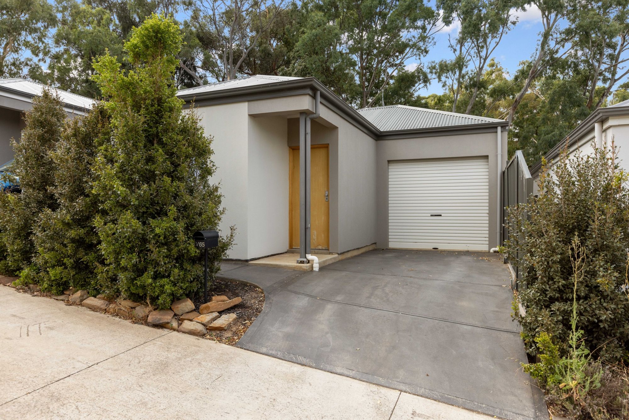 3/65 Tania Drive — photo 16 of 16