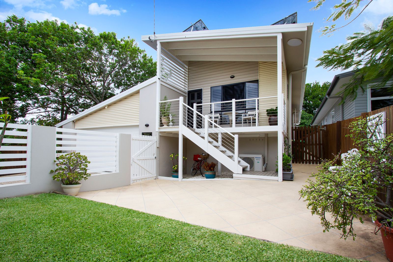 5 O'Doherty Avenue, Southport, QLD 4215