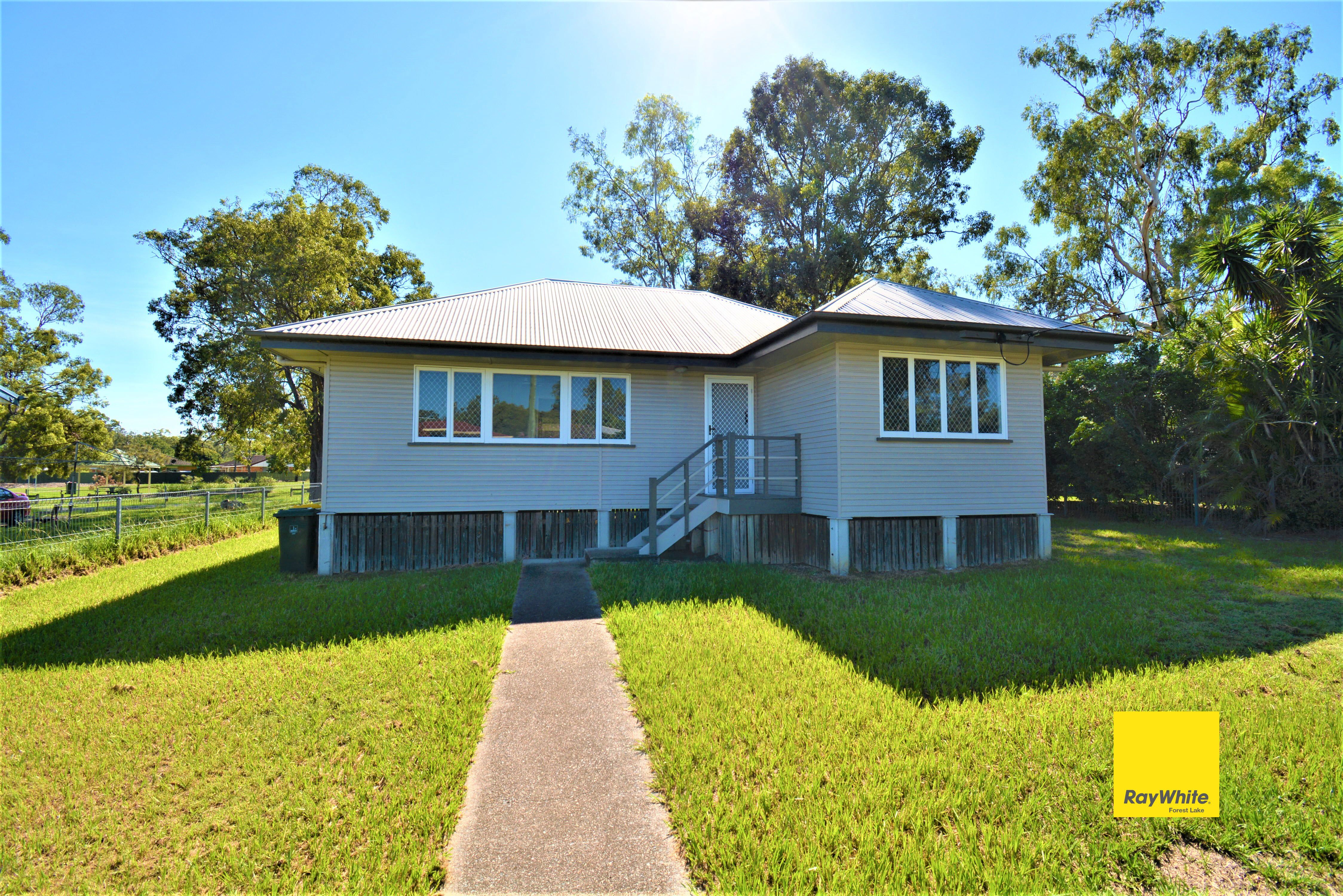 19 Southampton Road, Ellen Grove, QLD 4078