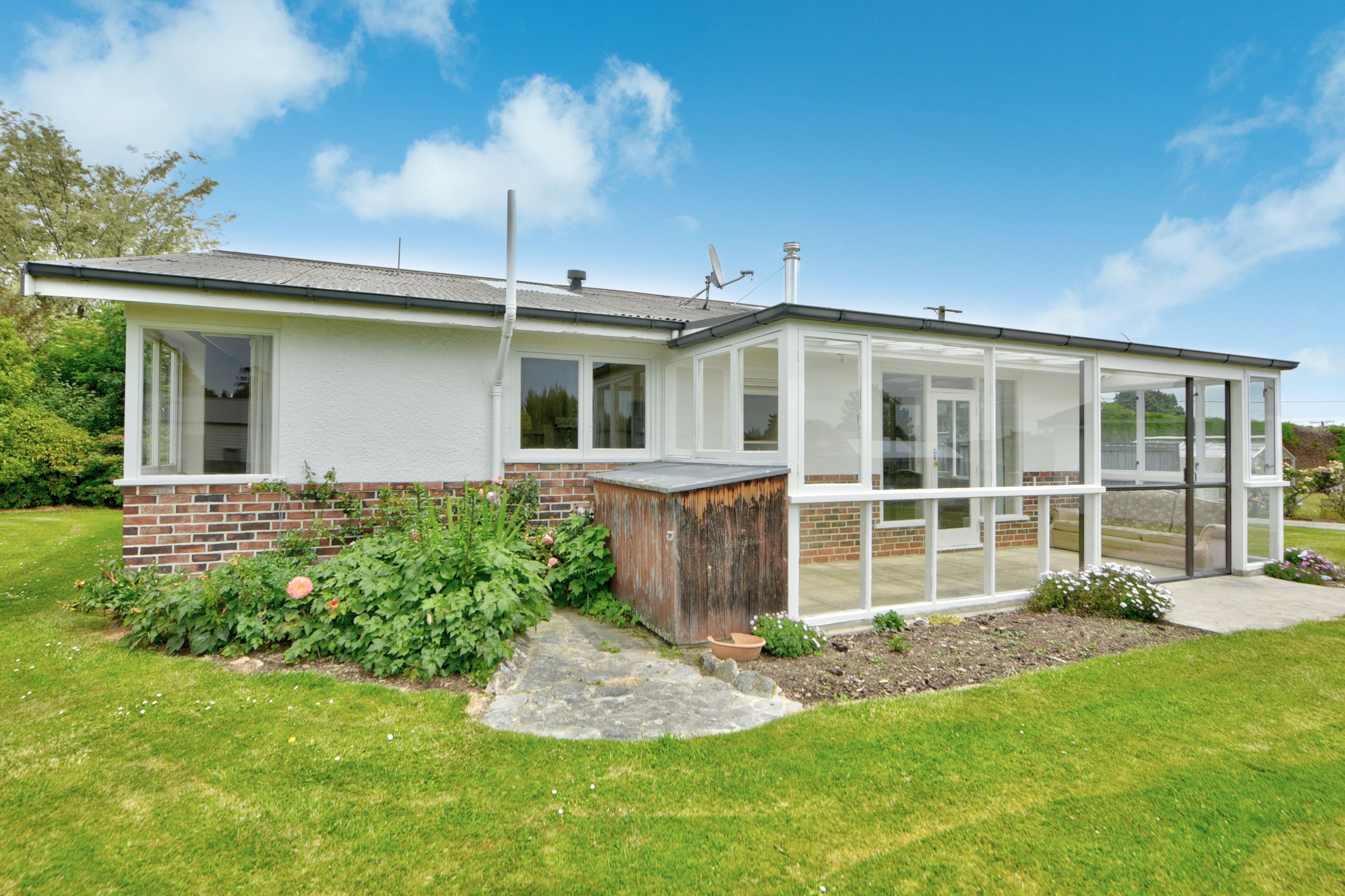 50 & 50a Bushyhill Street, Tapanui, Clutha District