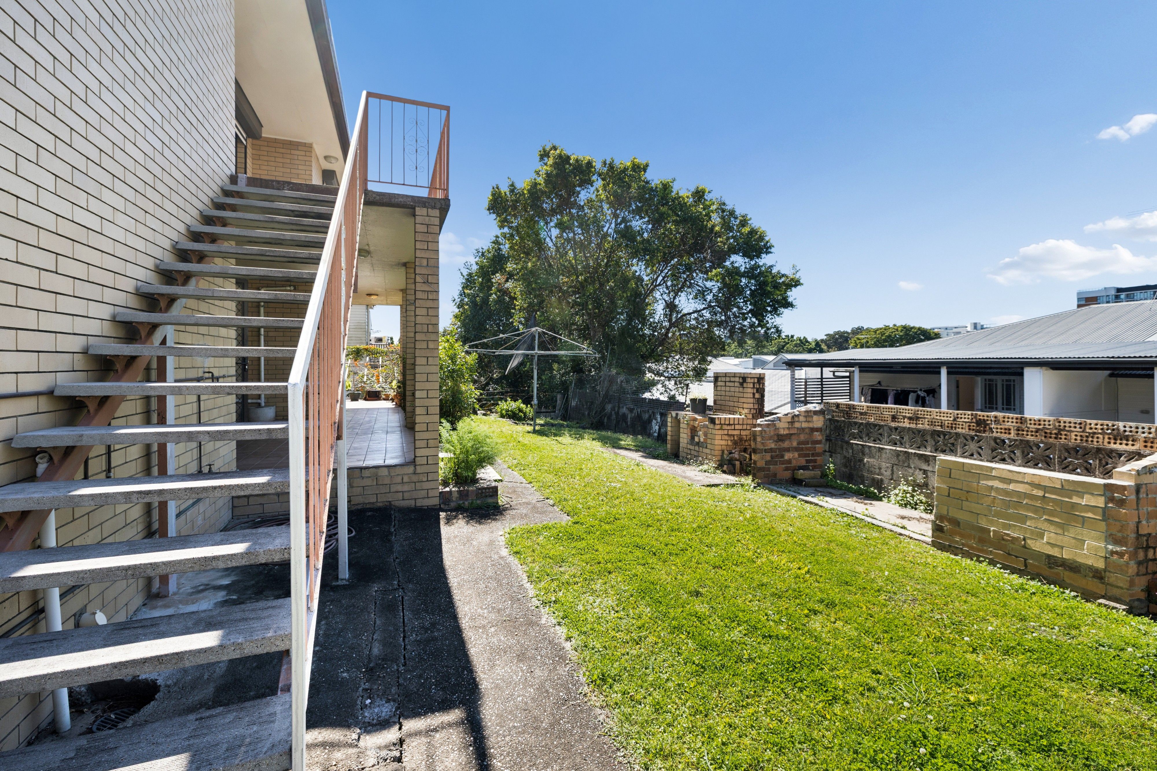 23 Woolcock Street — photo 14 of 20