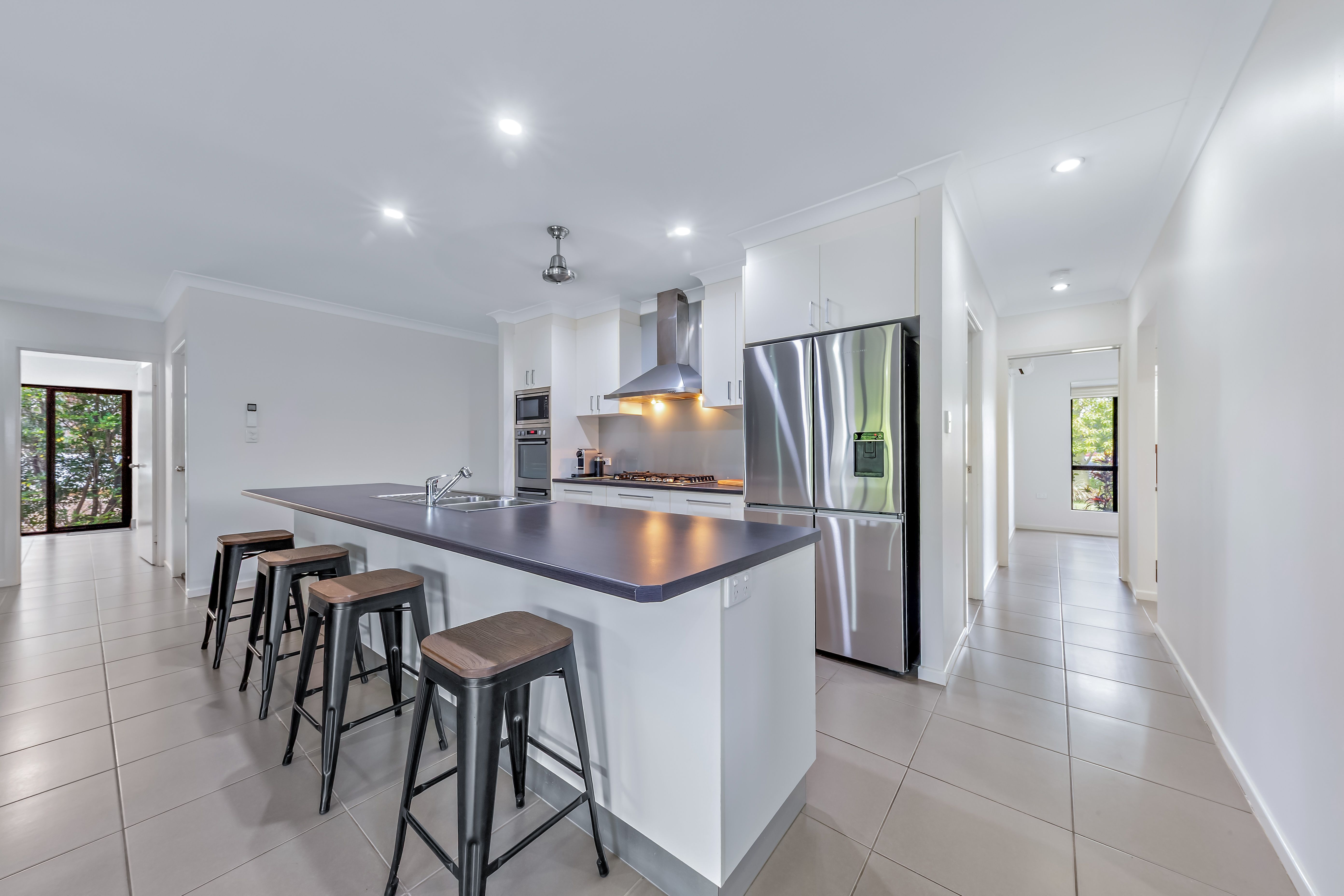 7 Beames Crescent — photo 6 of 19