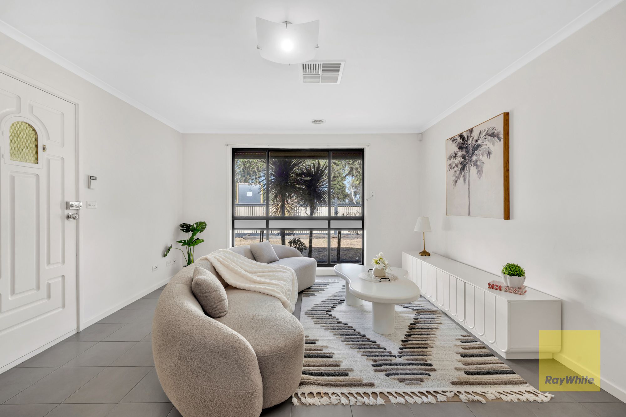 1/124 Central Avenue, Altona Meadows, VIC 3028