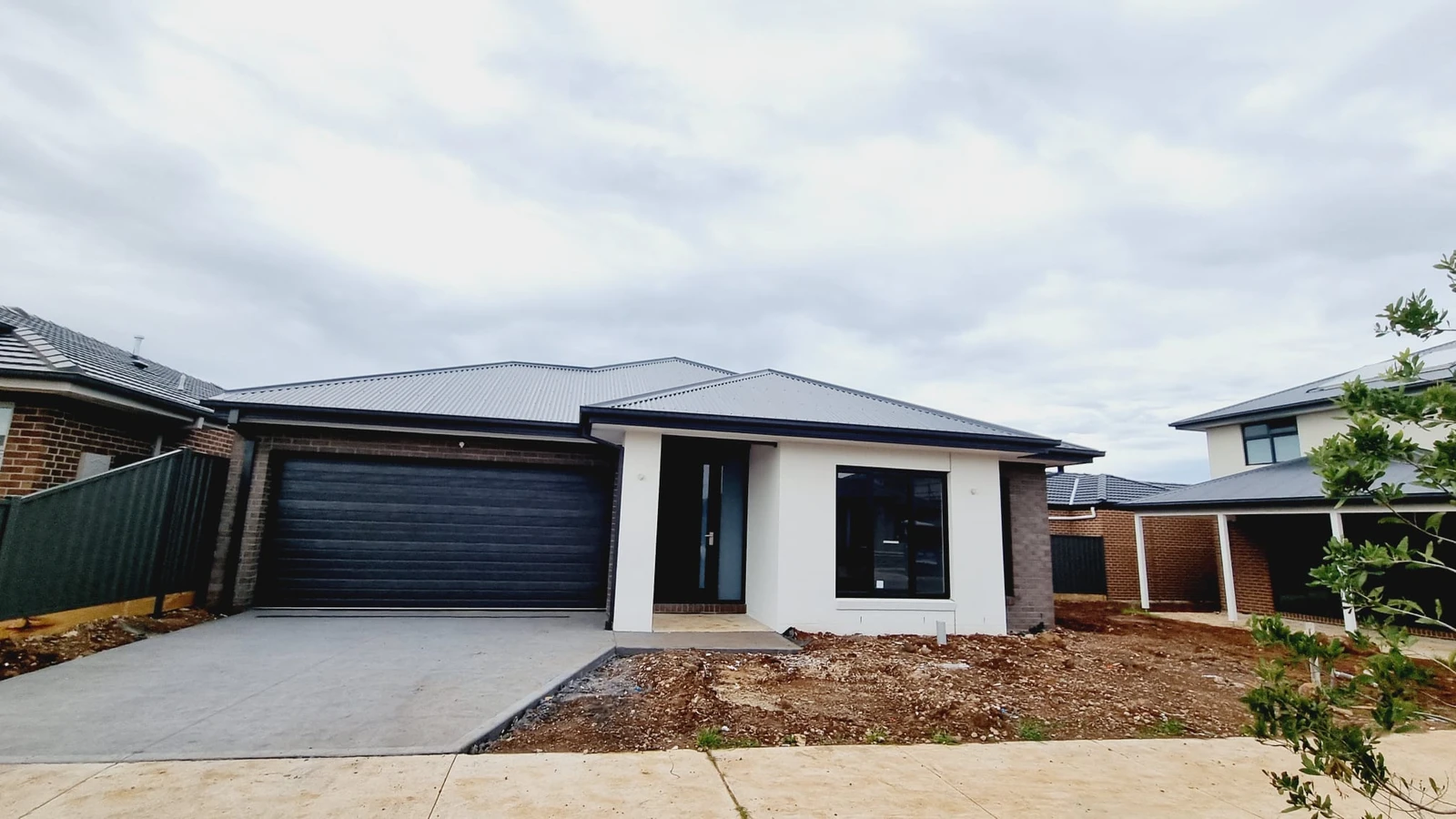 4 Tesla Road, Rockbank, VIC 3335
