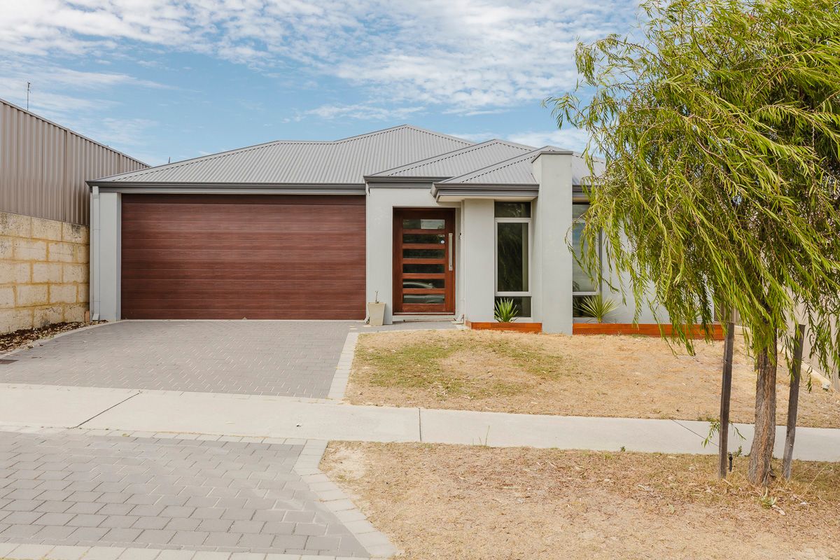 8 Bewick Avenue, Yanchep, WA 6035