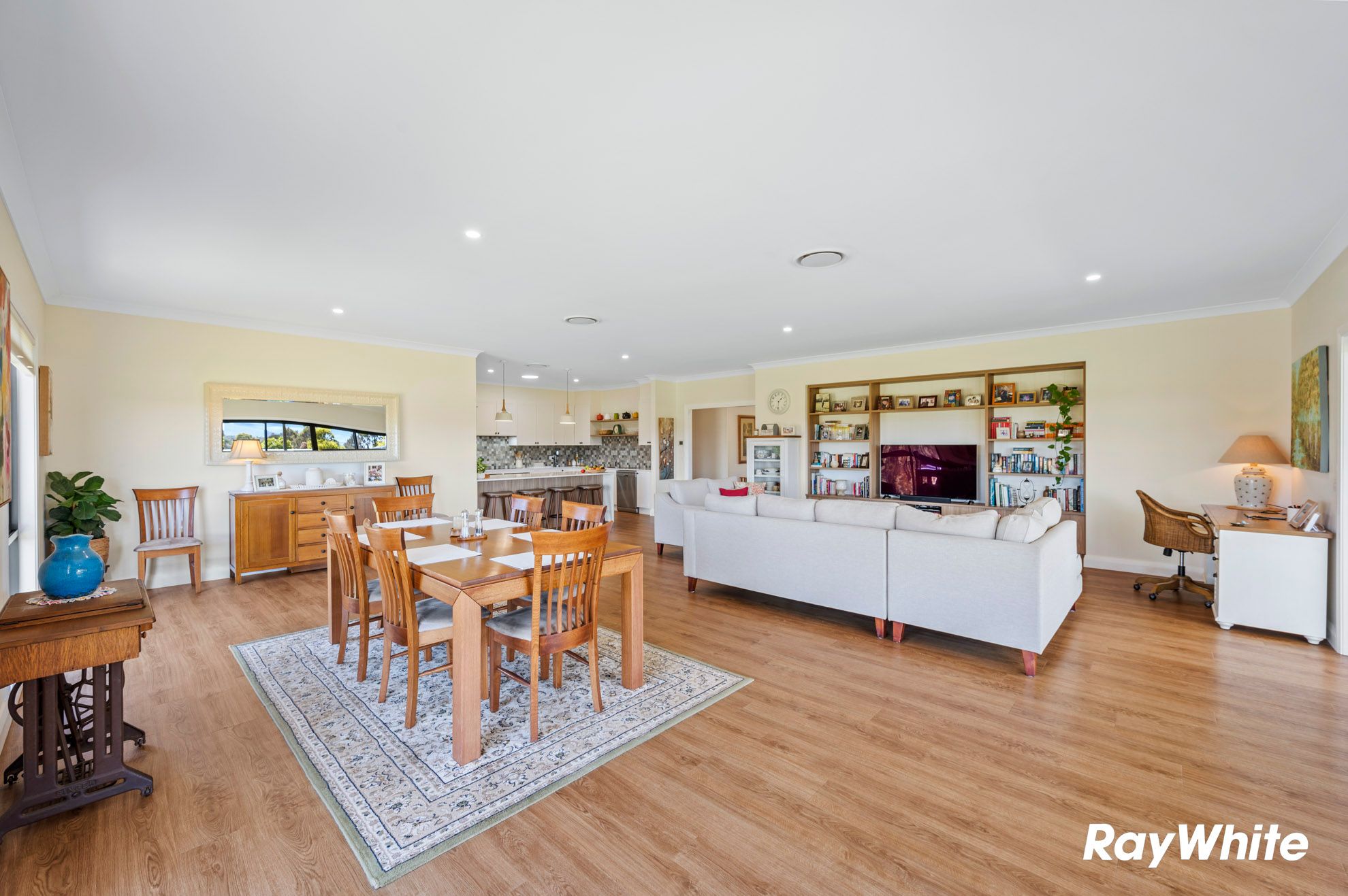 15 Redtree Place — photo 11 of 30