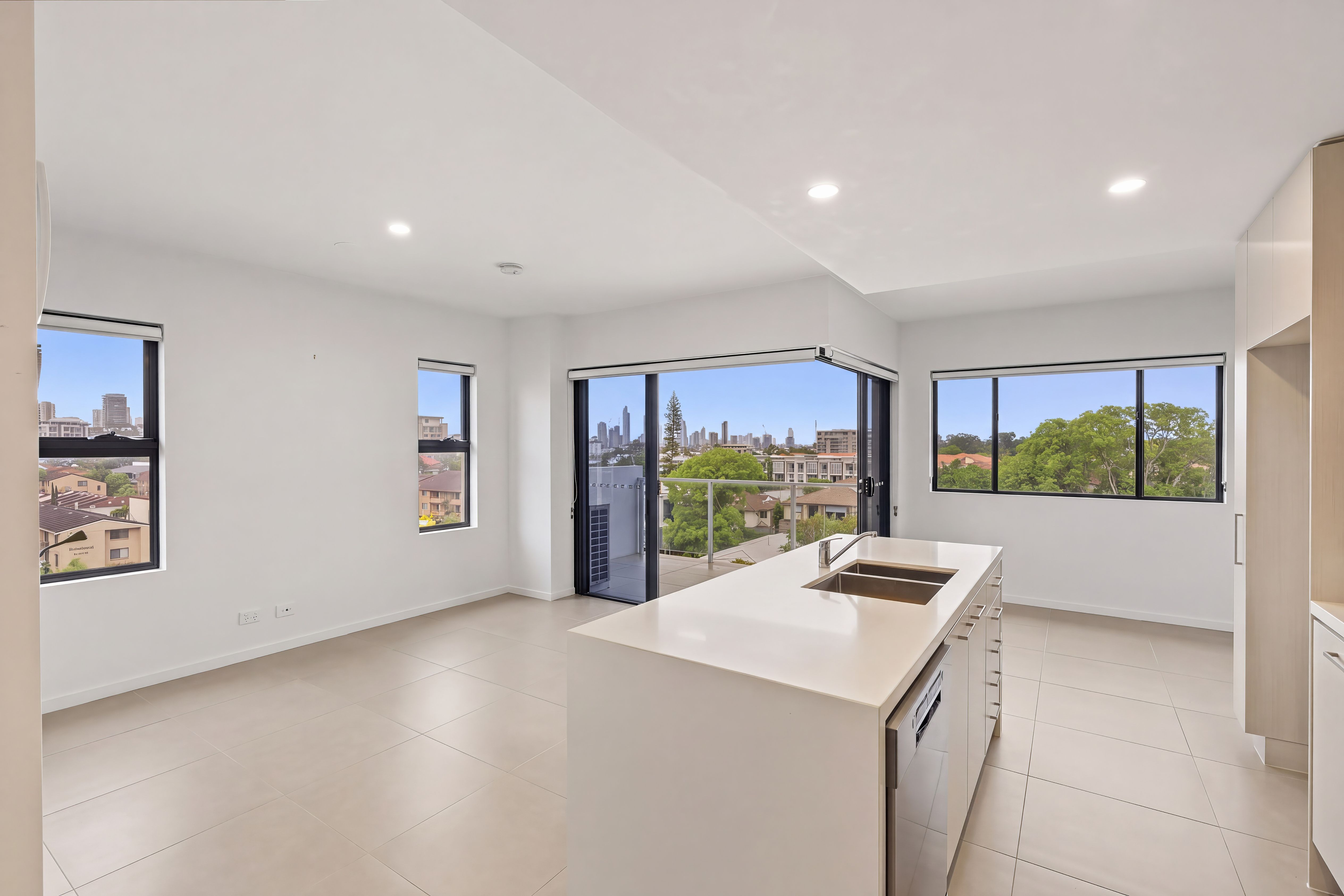 608/11 Andrews Street — photo 5 of 19