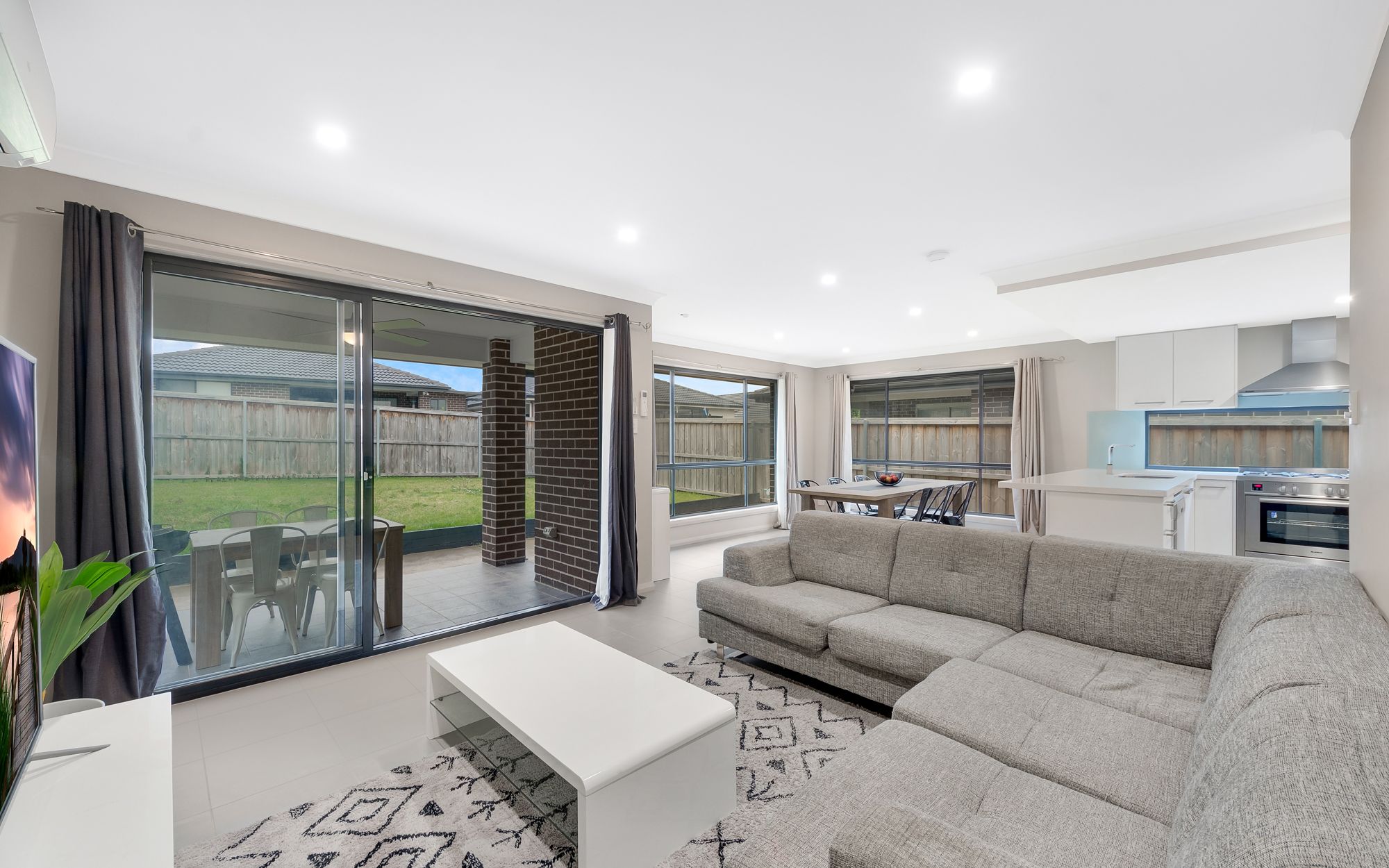 18 Kingsbury Street, Airds, NSW 2560