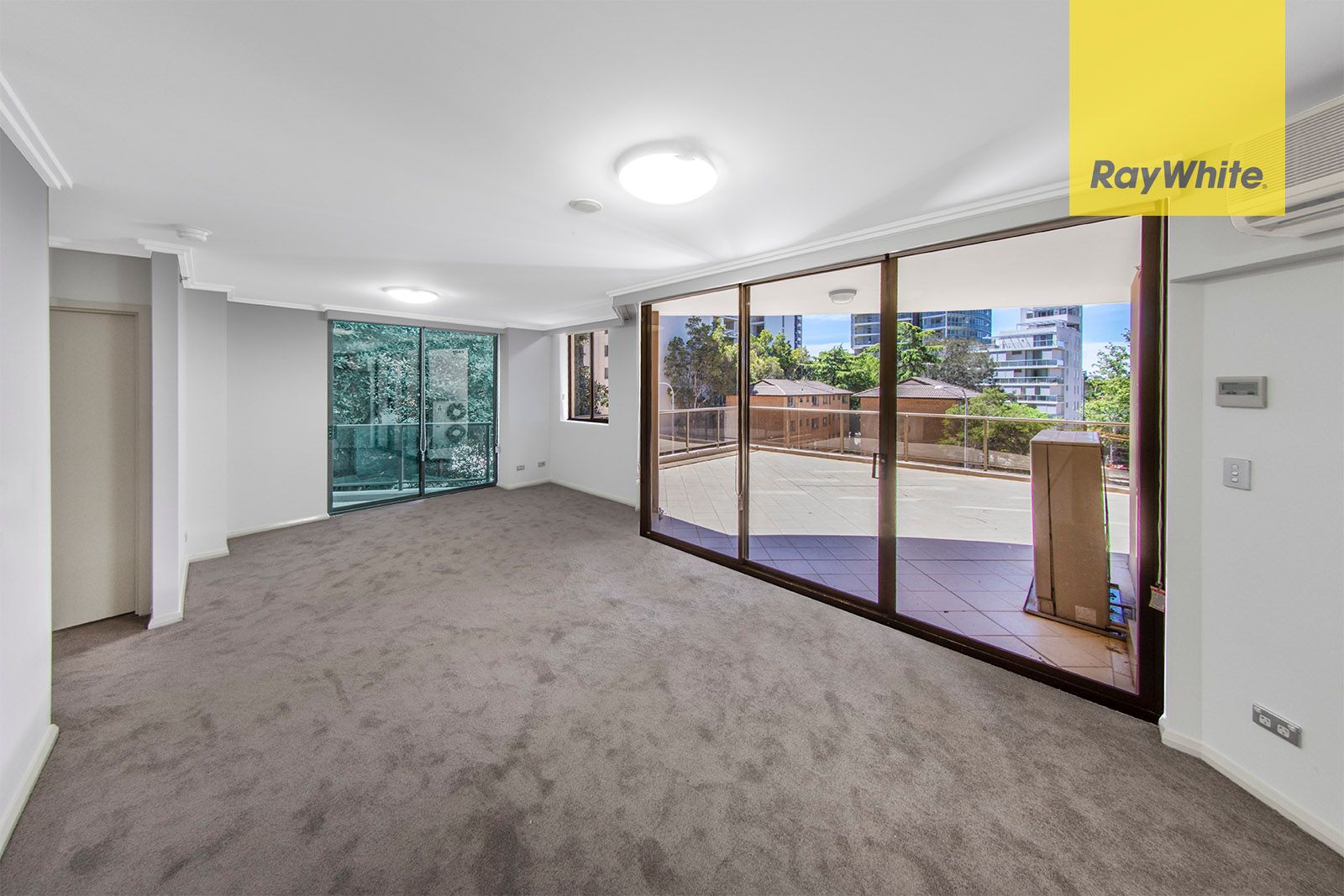 2/13-15 Hassall Street, Parramatta, NSW 2150