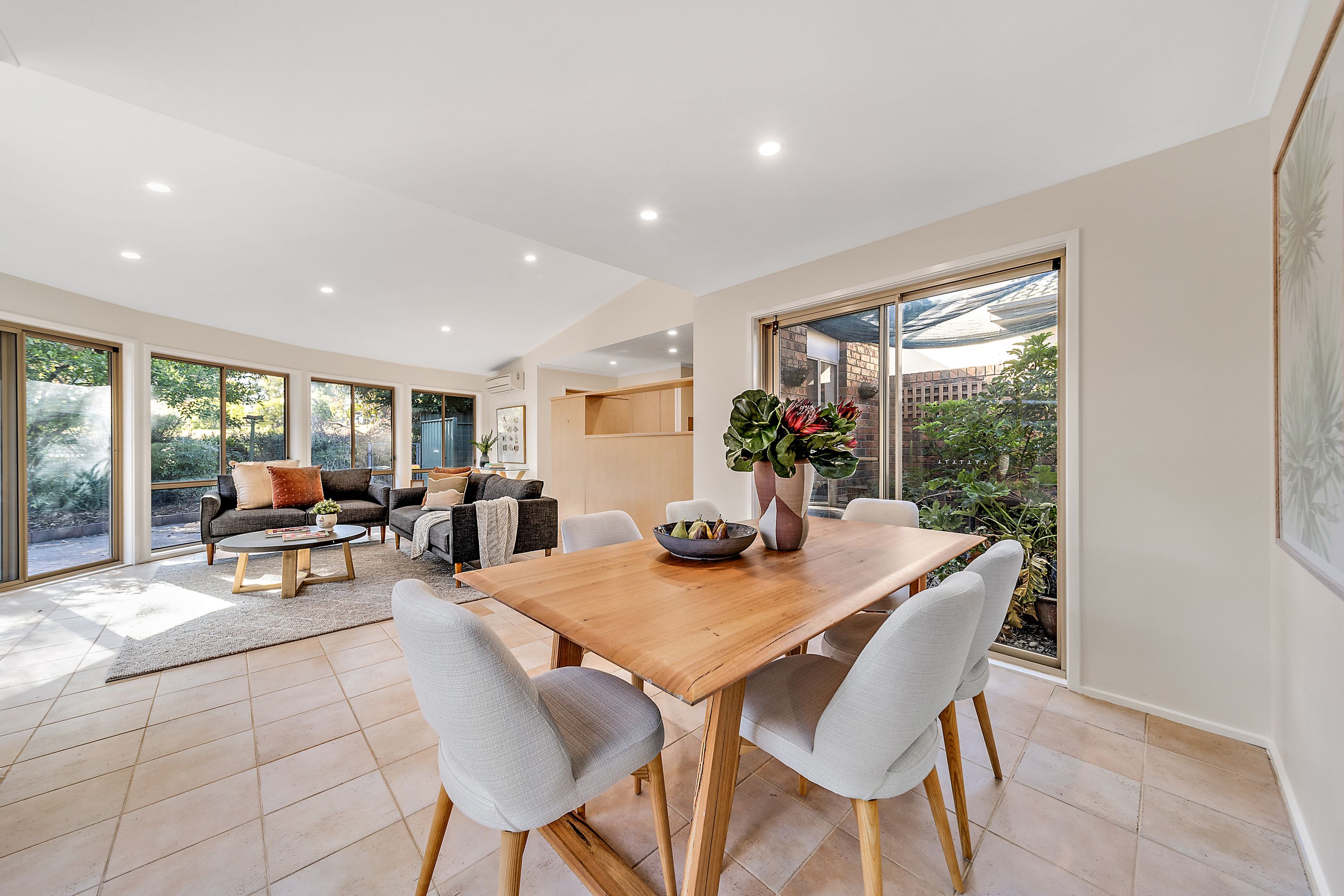 41 Britten-Jones Drive, Holt, ACT 2615